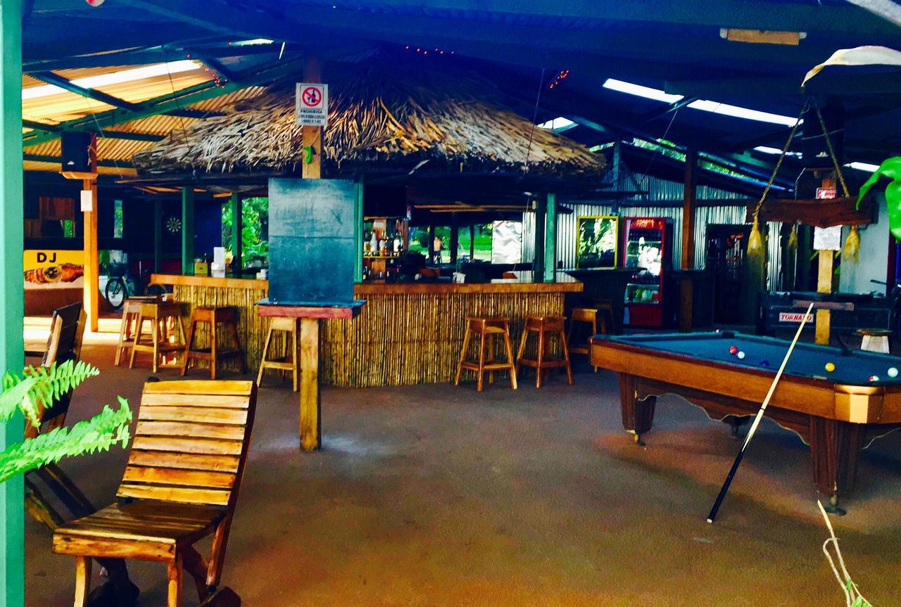 Las Olas Beach Bar