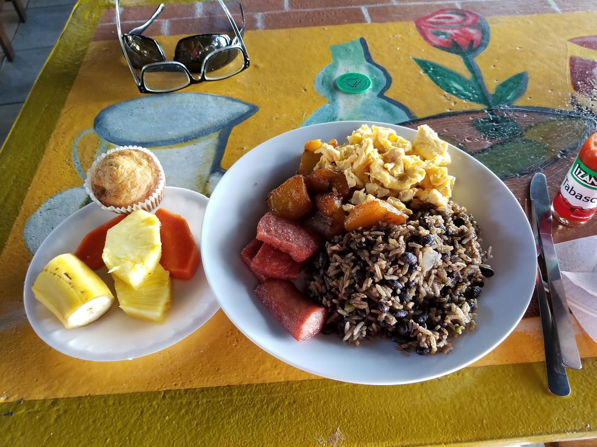 Monte Campana Heredia Hotel