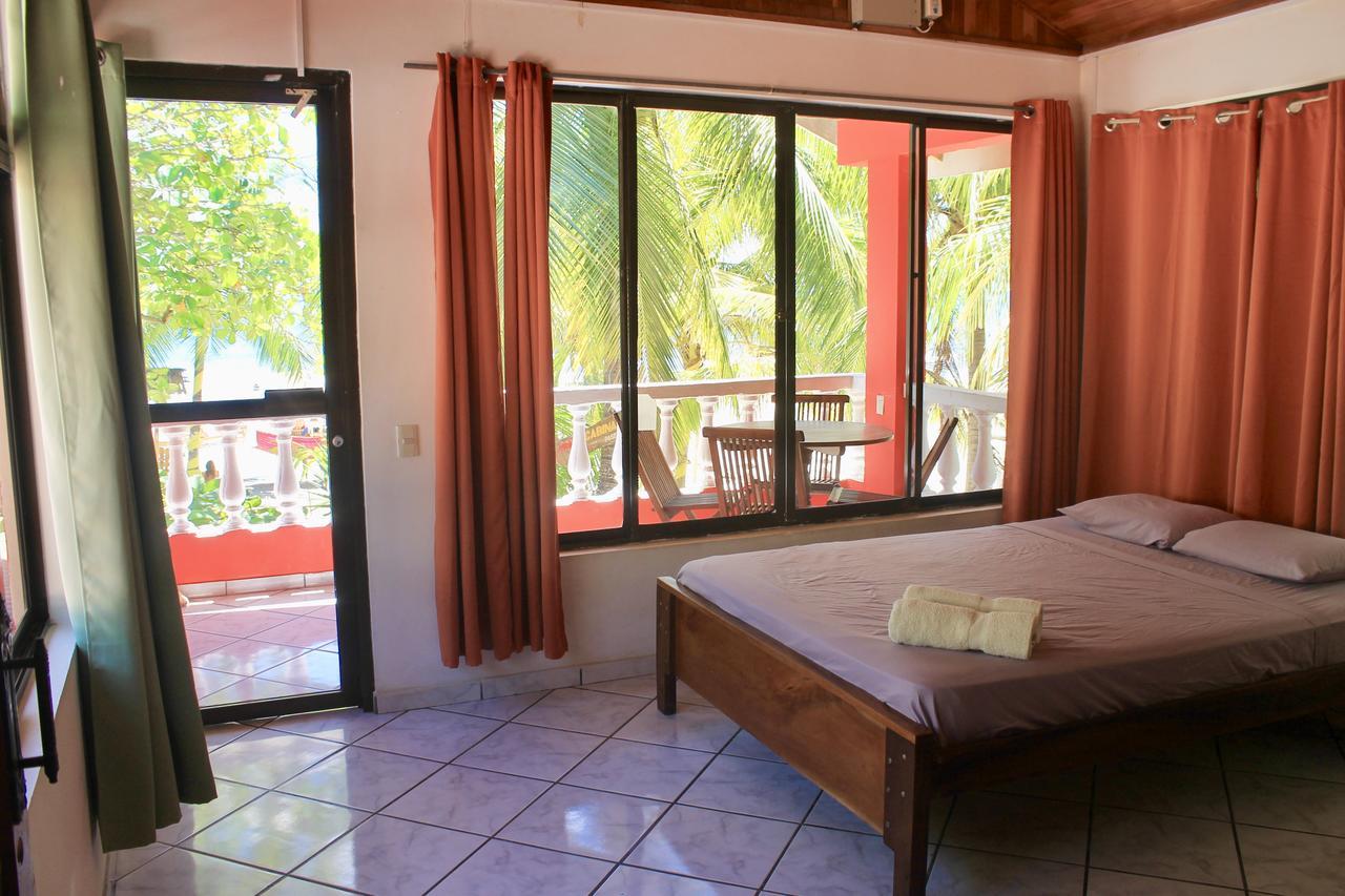 Hotel Bahia Beachfront
