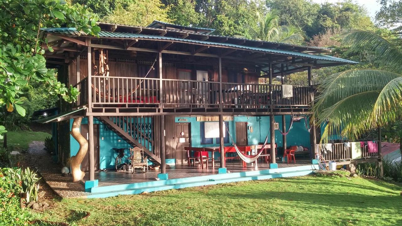 Luminosa Hostel *
