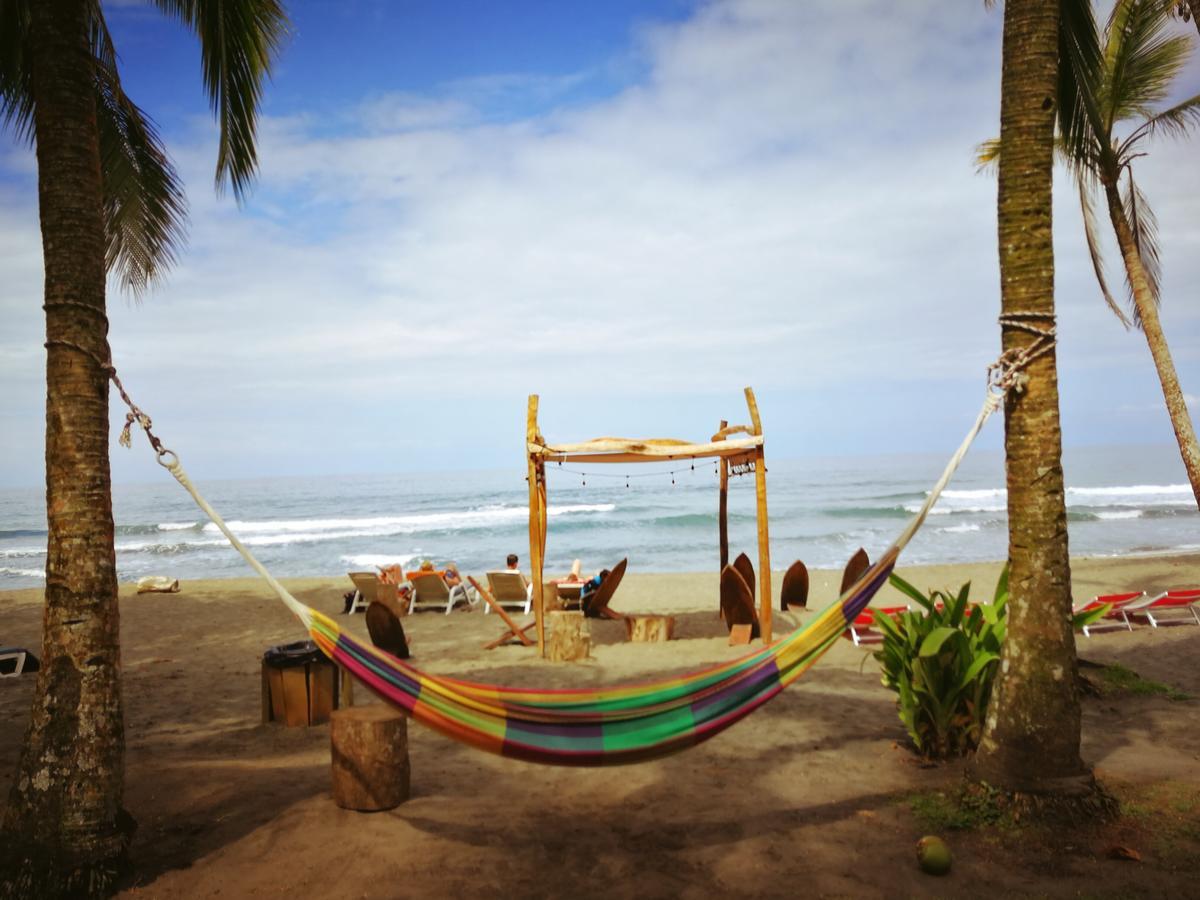 Perla Negra Beach Front Hotel