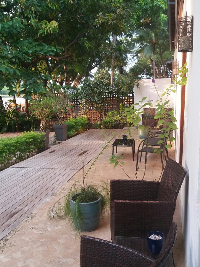 Casa Blanca Tamarindo