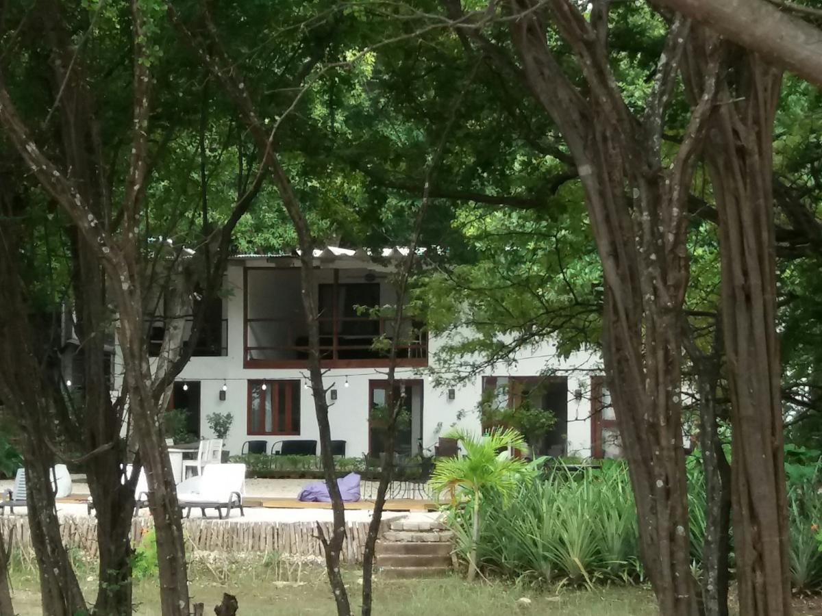 Hotel Casa Blanca