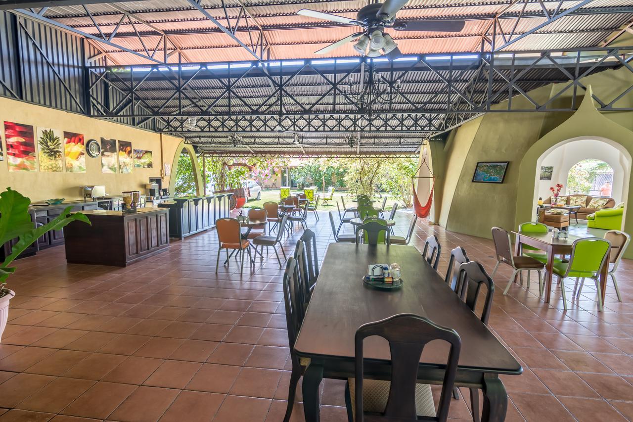 Hotel Kayak Damas