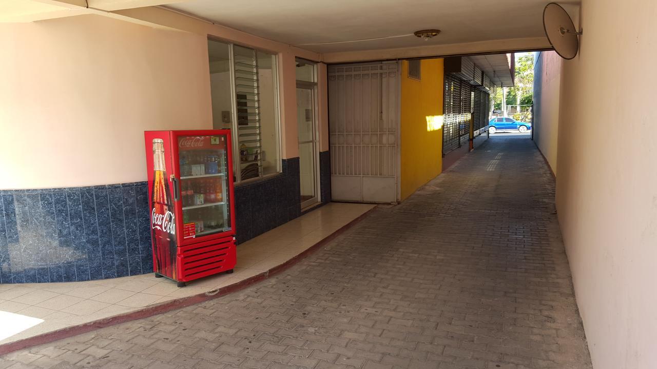 Primavera Hotel Liberia