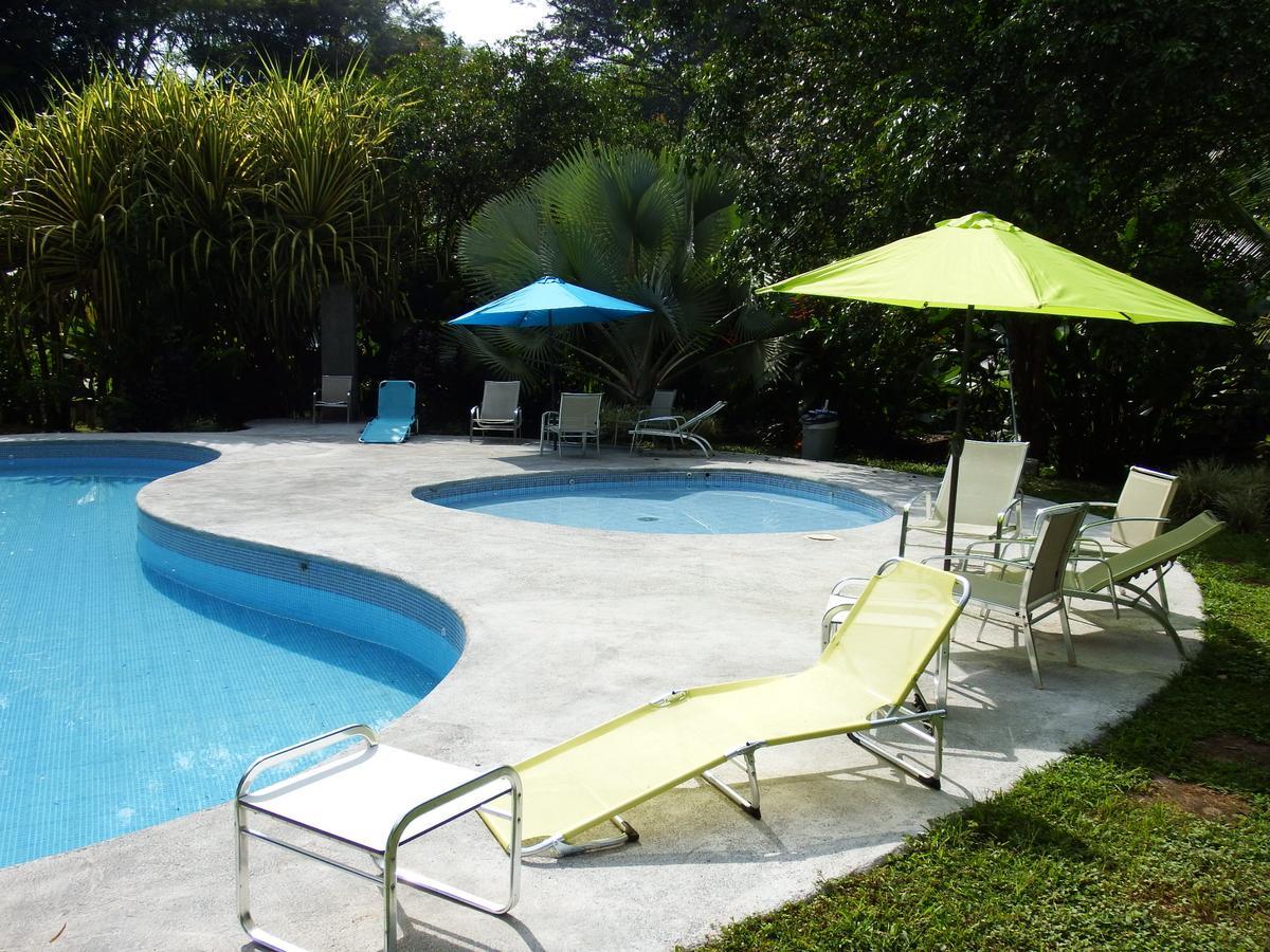 Selva Color - Forest & Lodge Quebrada Ganado