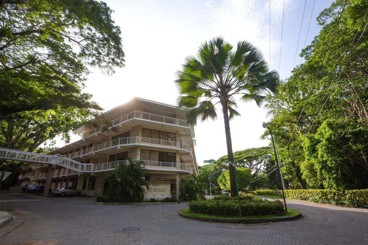Hotel Arenas En Punta Leona Playa Agujas