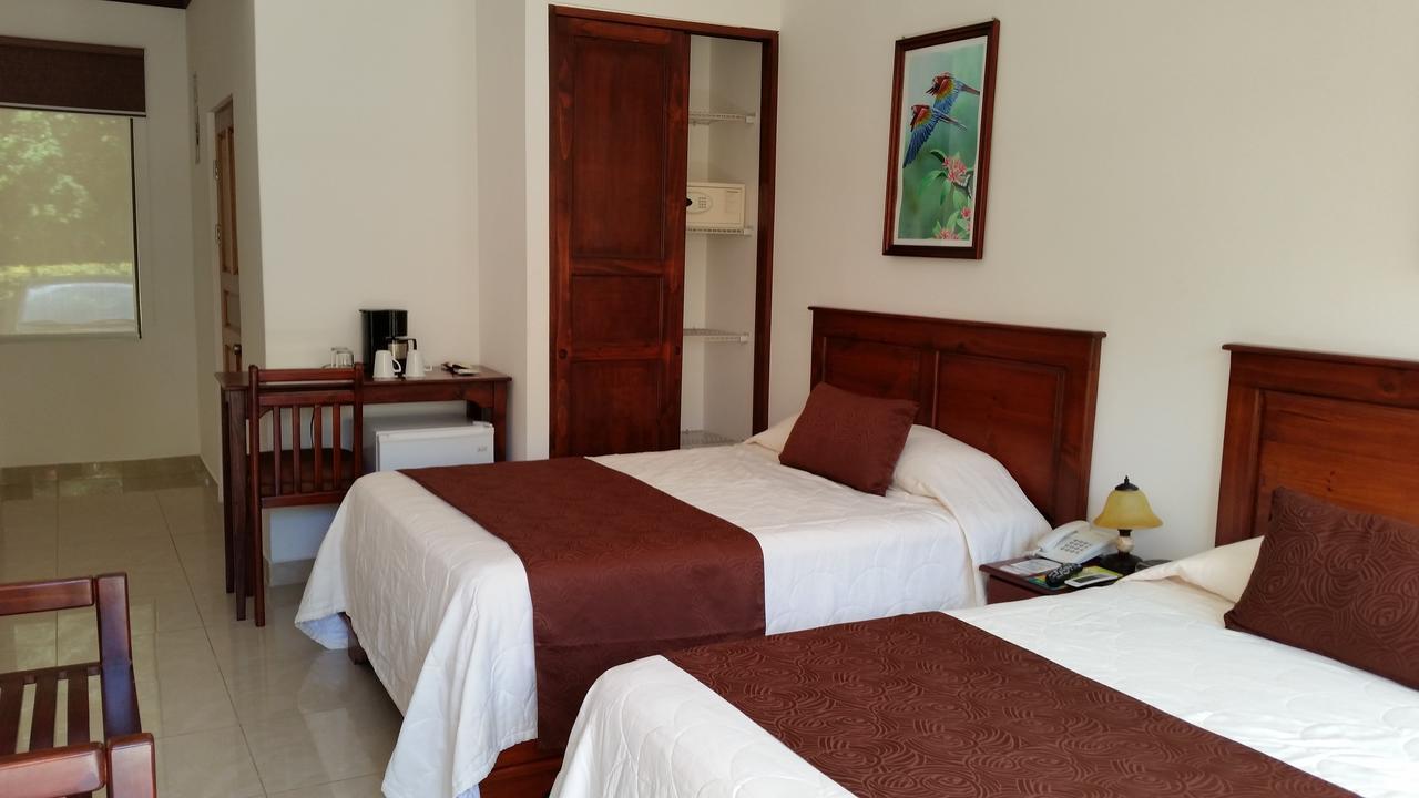 Arenas En Punta Leona Hotel Playa Agujas