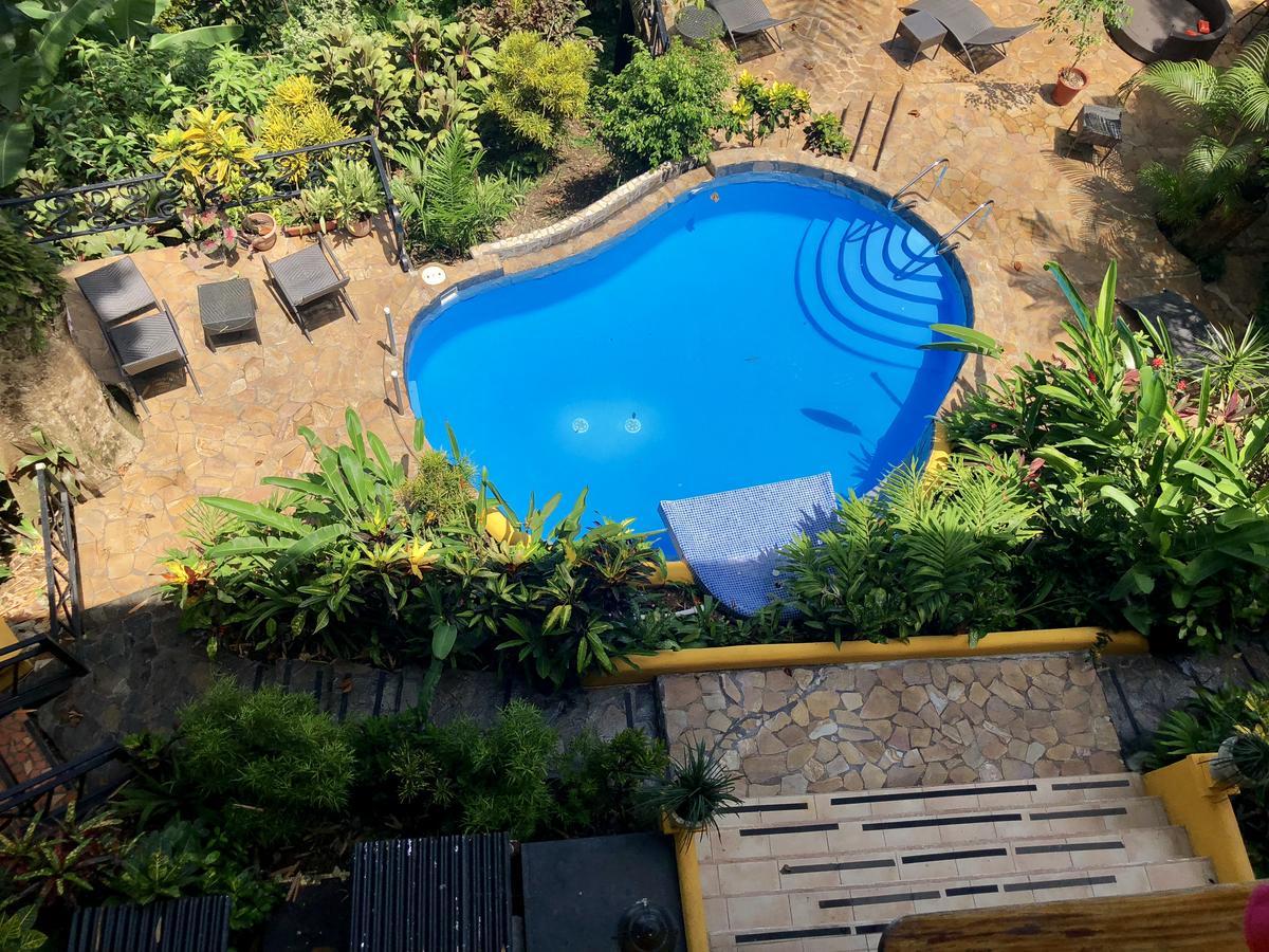 Mango Moon 3* Manuel Antonio