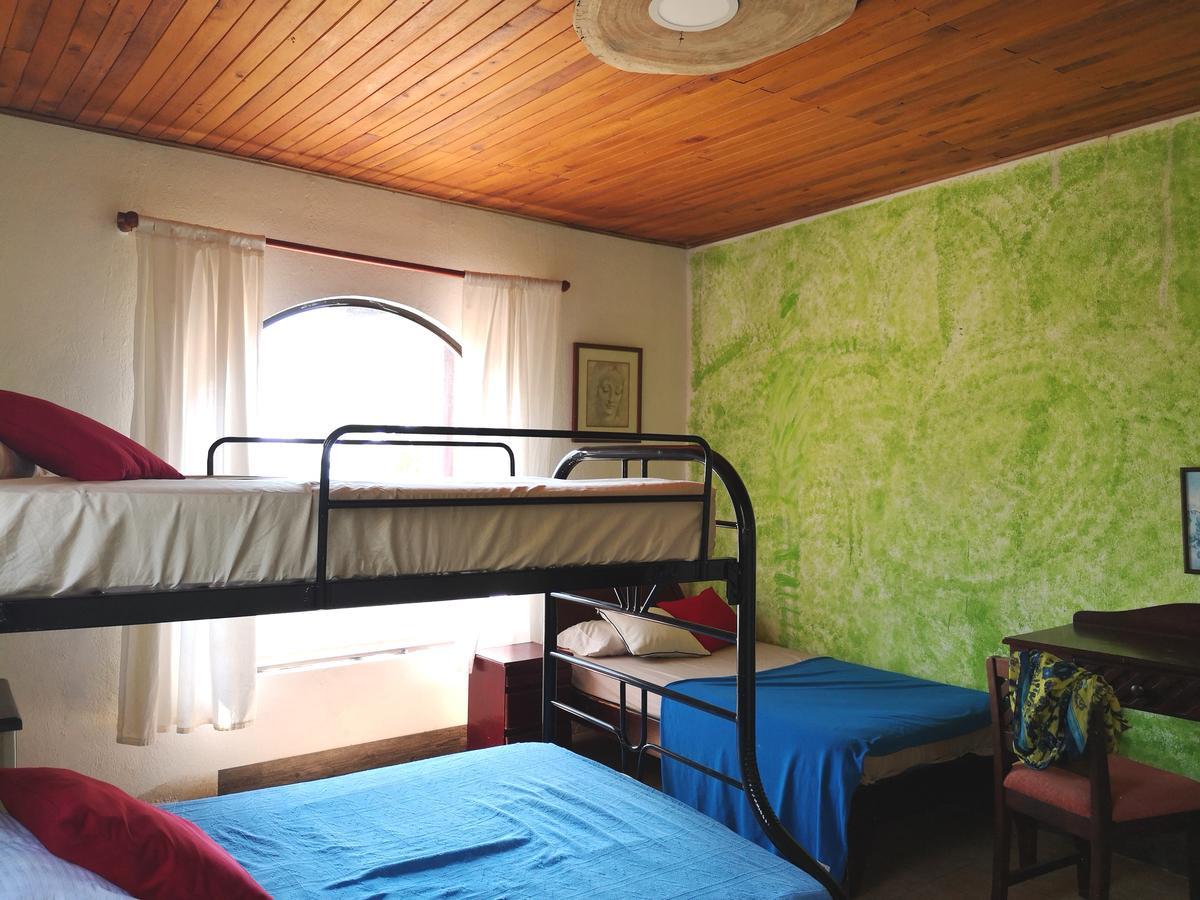 Casandreas Apartment *