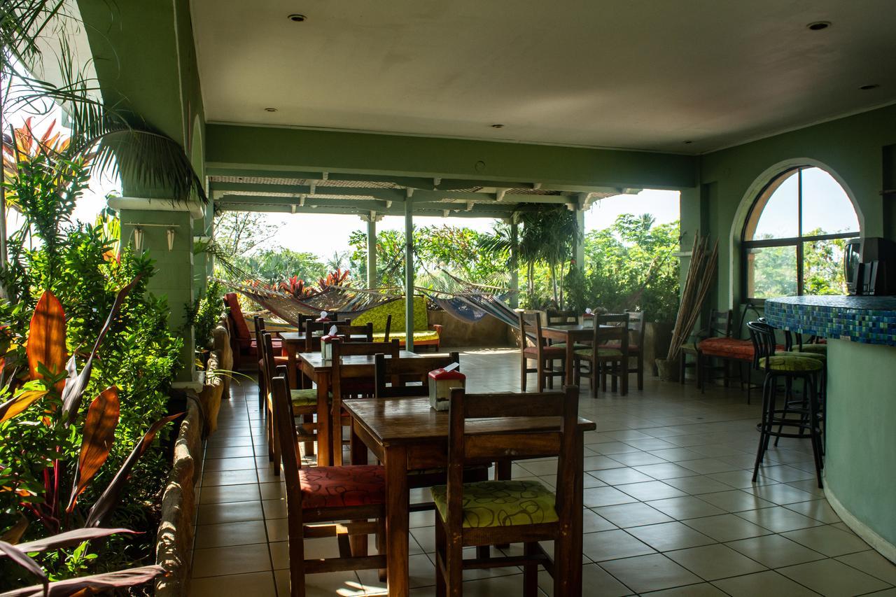 Tamarindo Hostel Resort Tamarindo