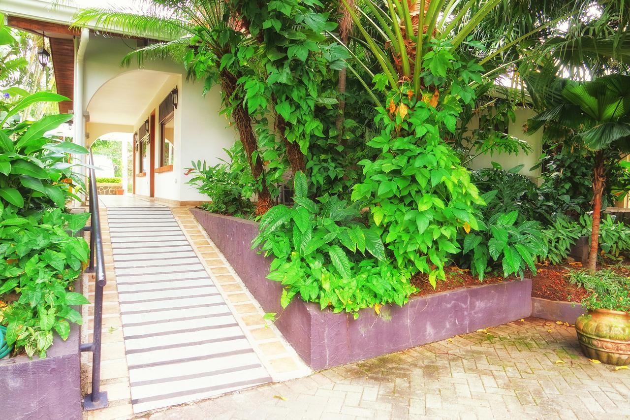 Hotel La Riviera