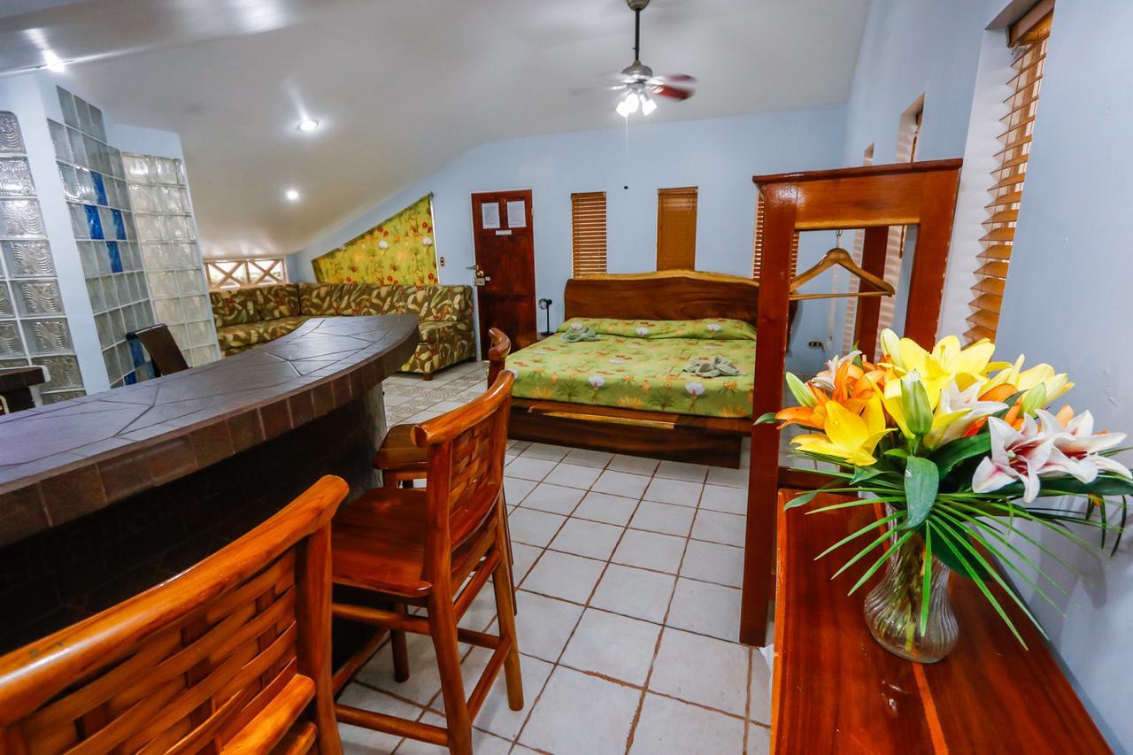 Oceanfront Mar Direct Access To The Manuel Antonio