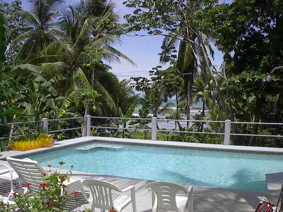 Hotel Coconut Grove Oceanfront Cottages Dominical