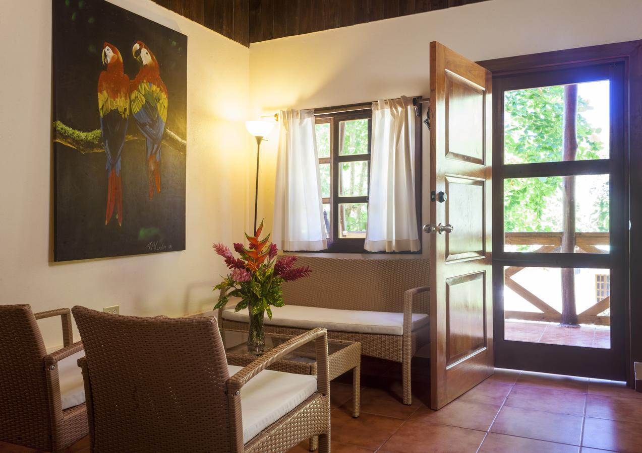Coconut Grove Oceanfront Cottages Hotel