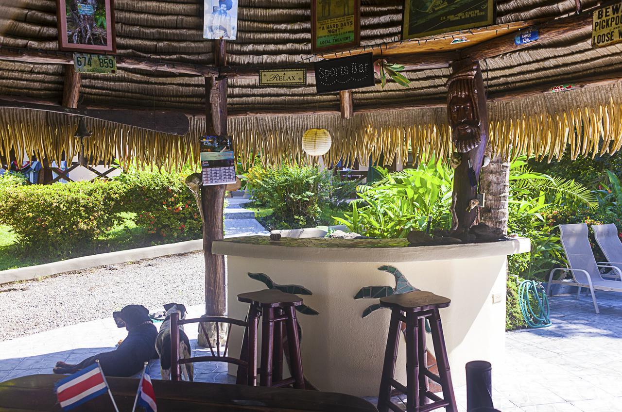 Coconut Grove Oceanfront Cottages