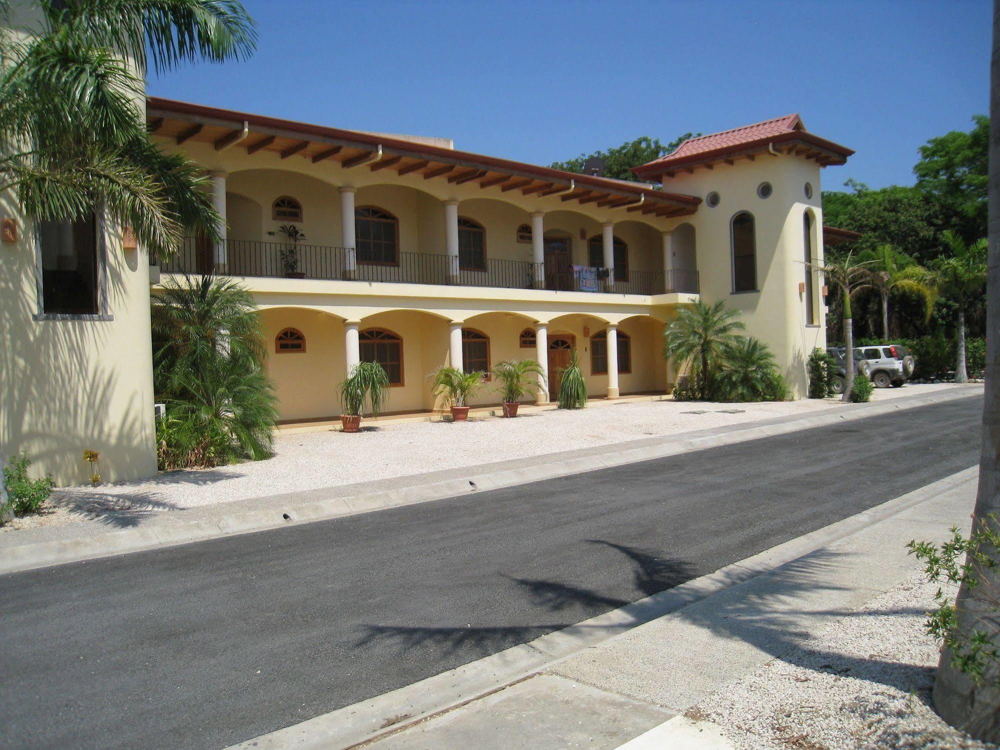 Del Sol Hotel 4*