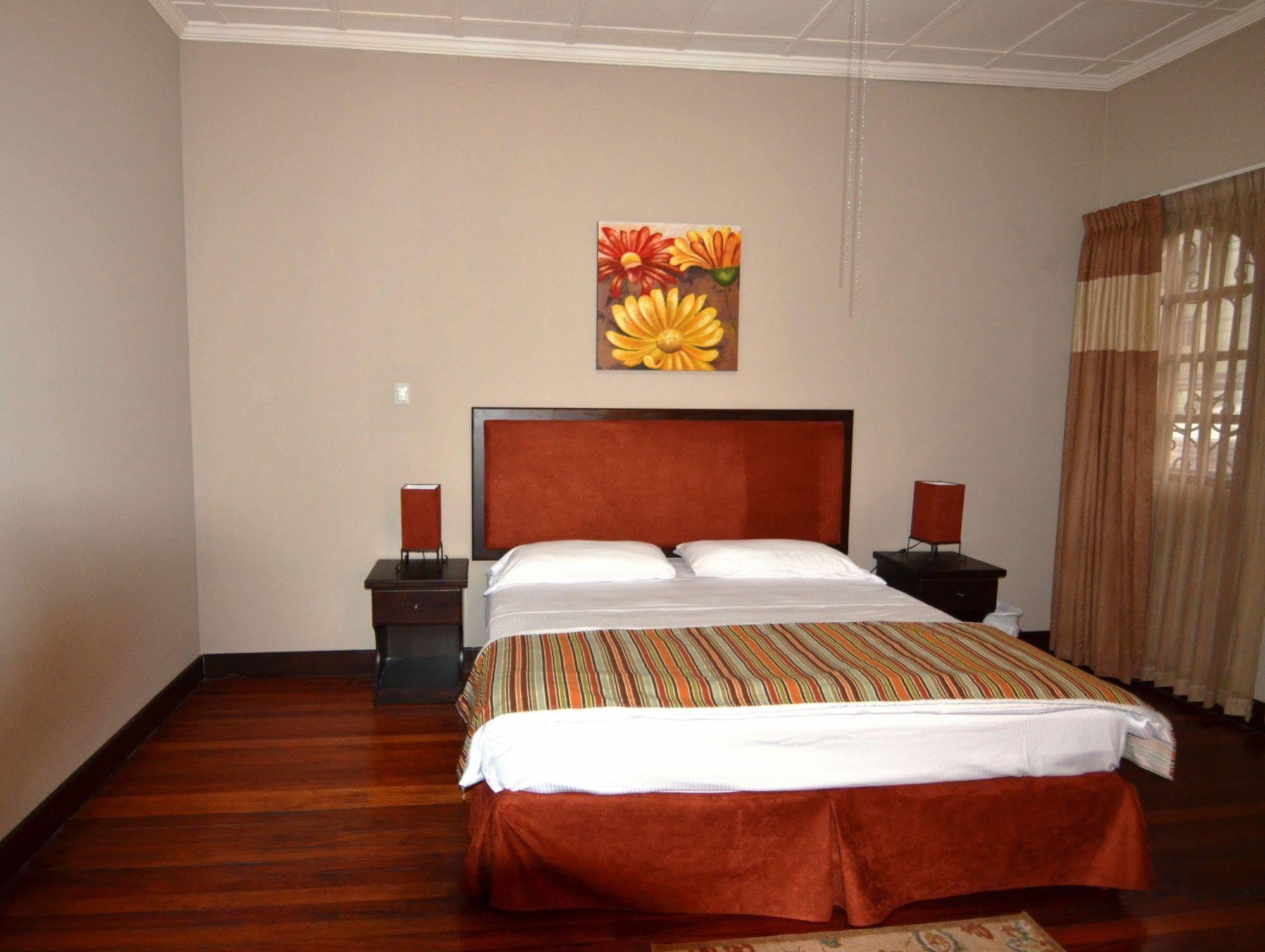 Casa Colon Hostel *