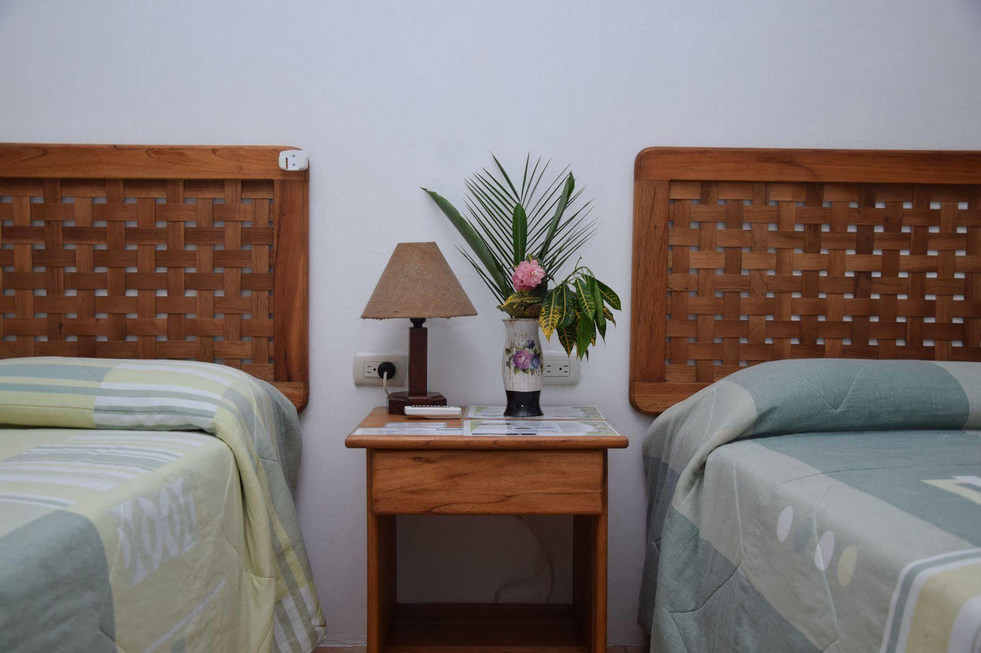 Agua Dulce On The Resort 3*