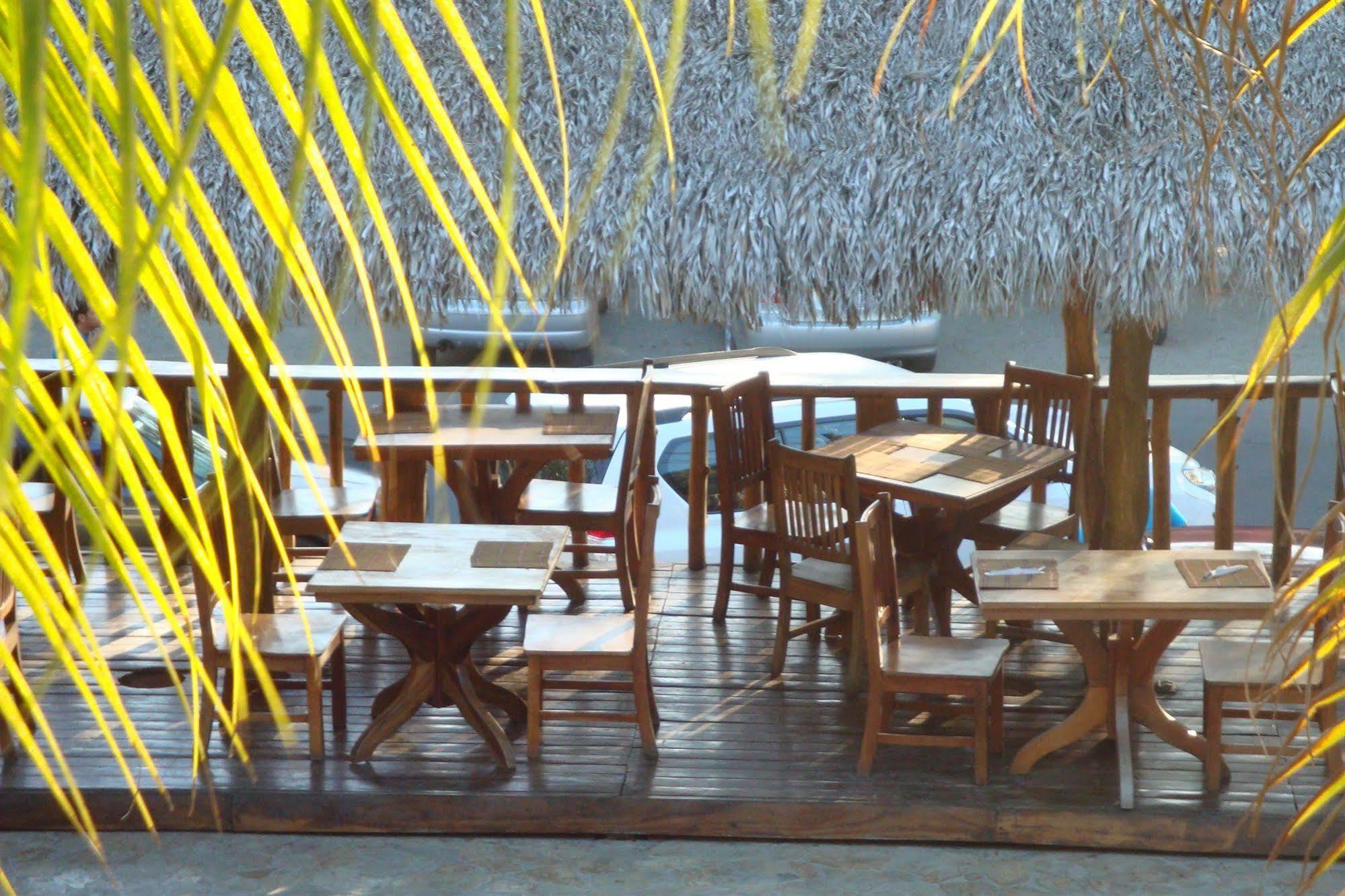 Hotel Coco Beach Hotel 3*