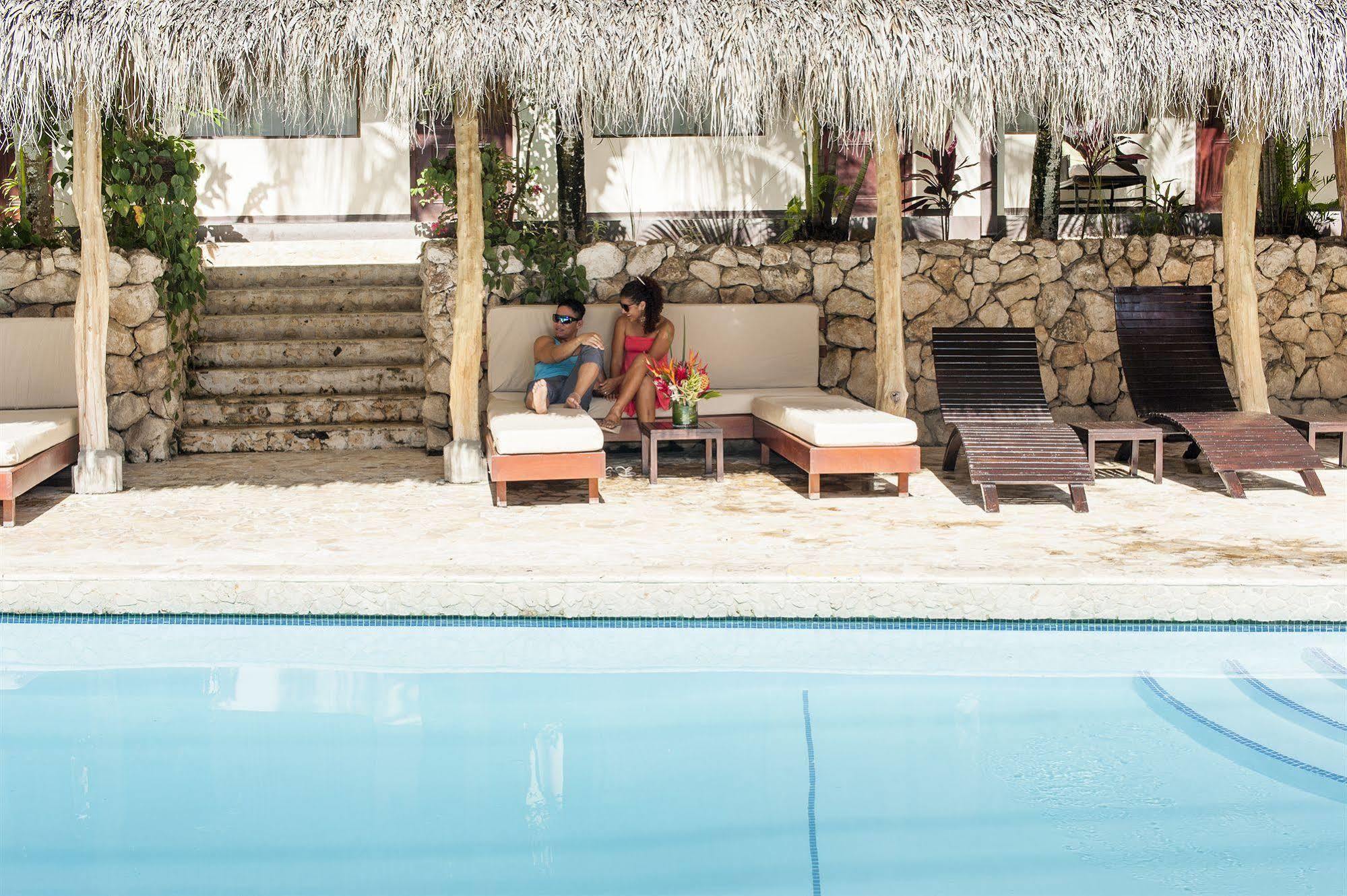 Coco Beach Hotel 3* Coco