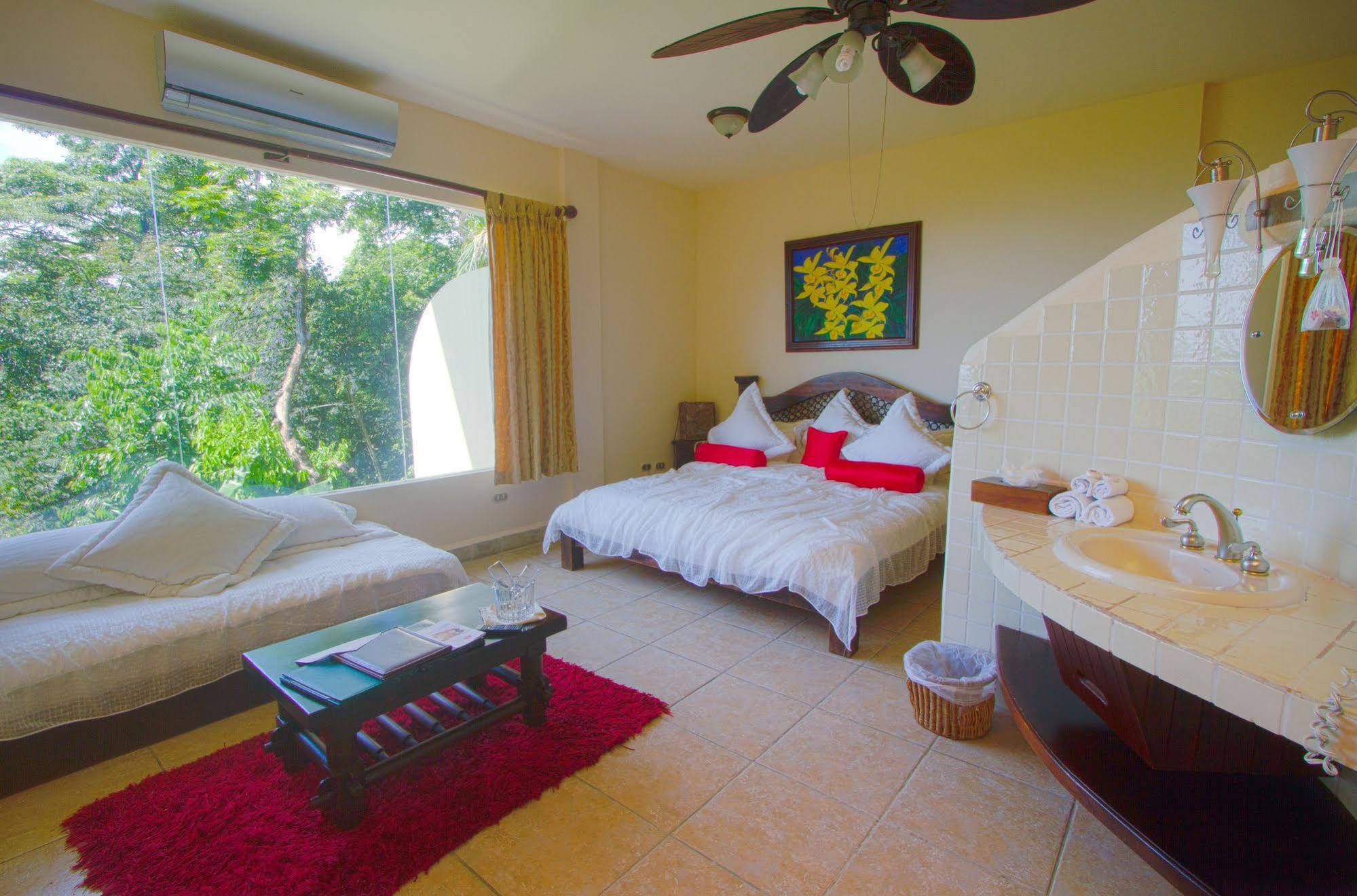 Issimo Boutique & Spa - Adults Only Hotel 4*