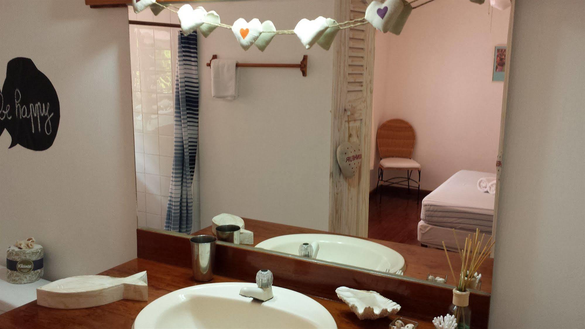 Beso Del Viento (adults Only) Parrita