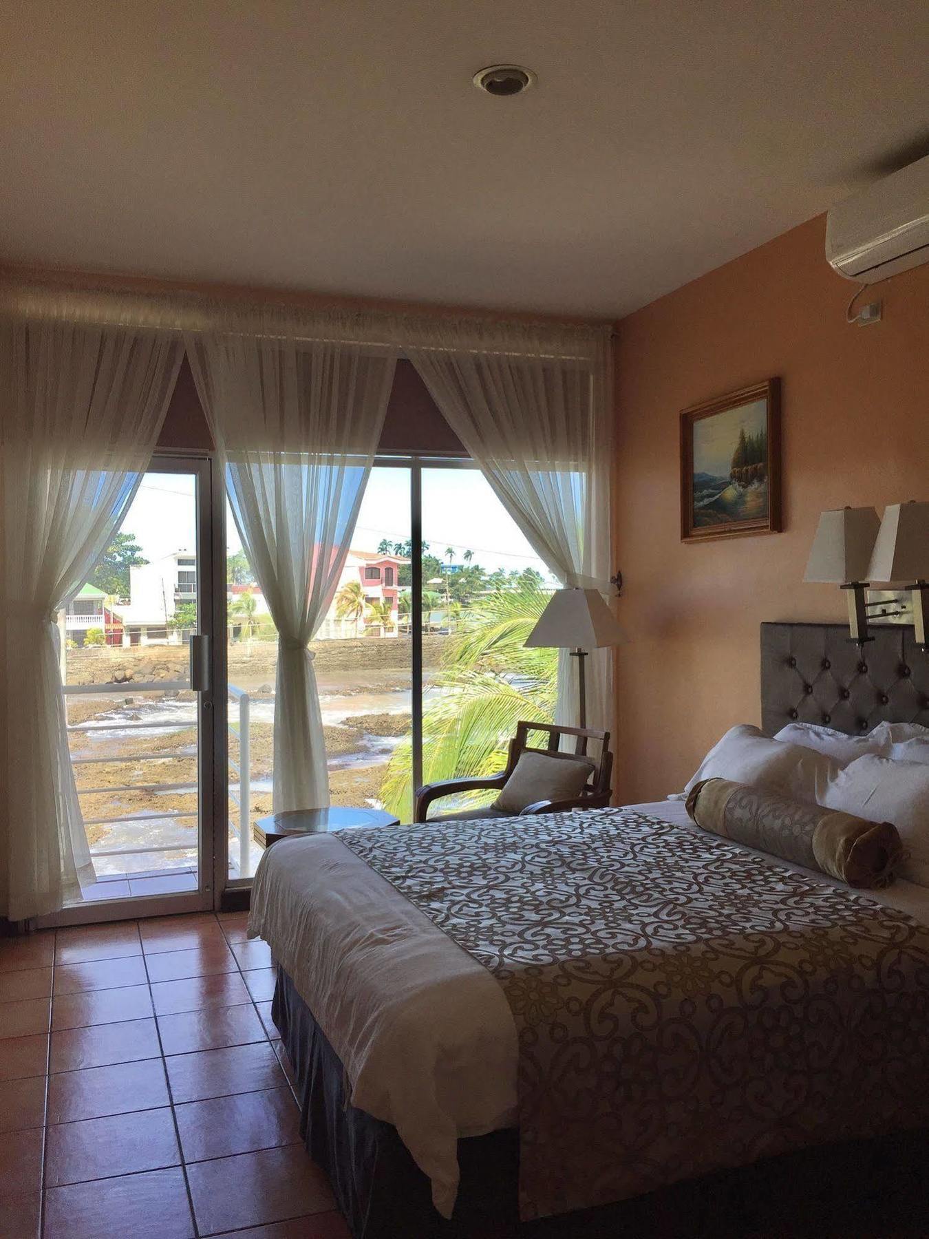 Hotel Park Puerto Limon