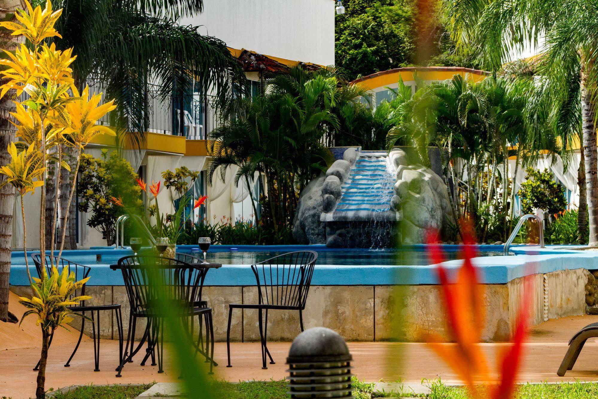 Hotel Mediterraneus 4*