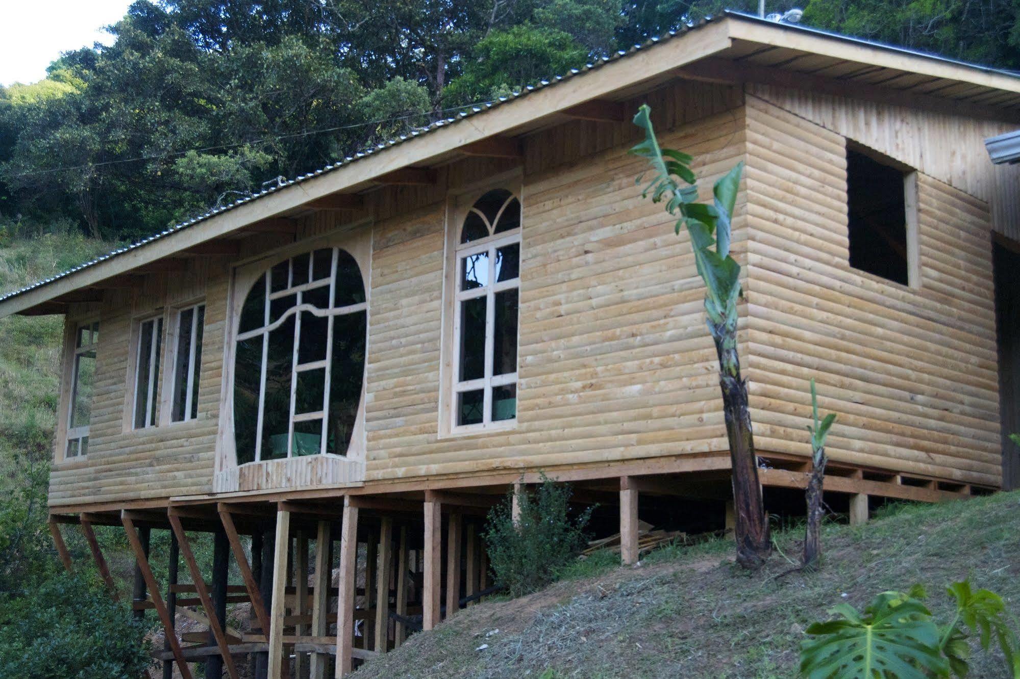 Cedrela Eco-lodge & Restaurante Lodge Copey