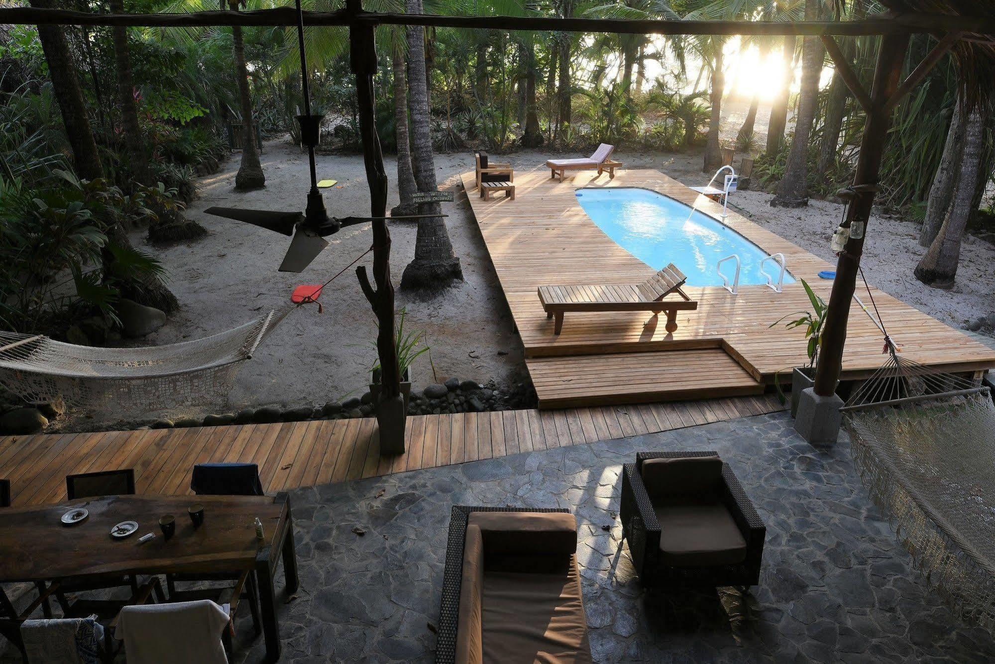 Santascabinas Aparthotel 3*