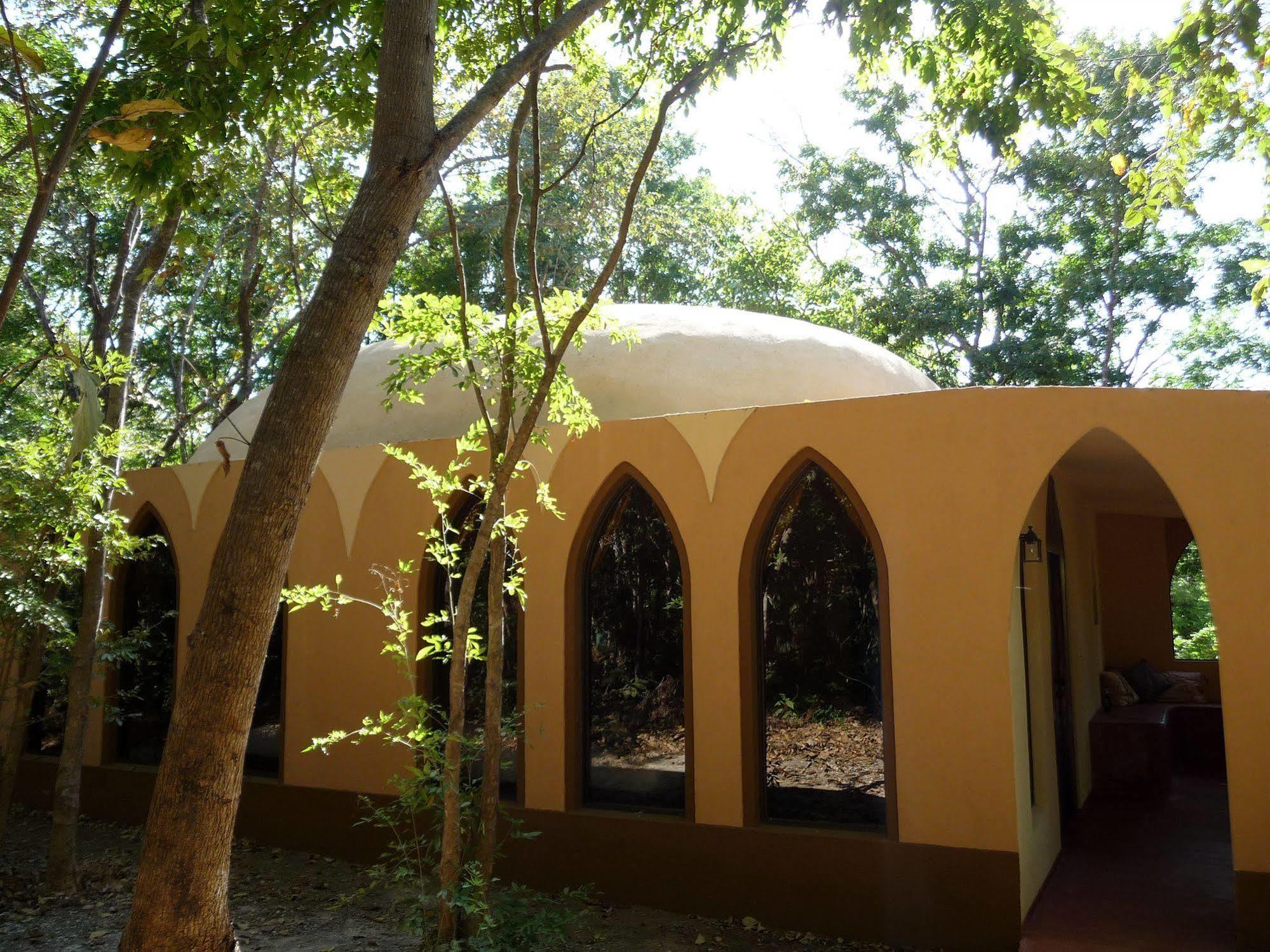 Mundo Milo Eco Paraiso (Guanacaste)