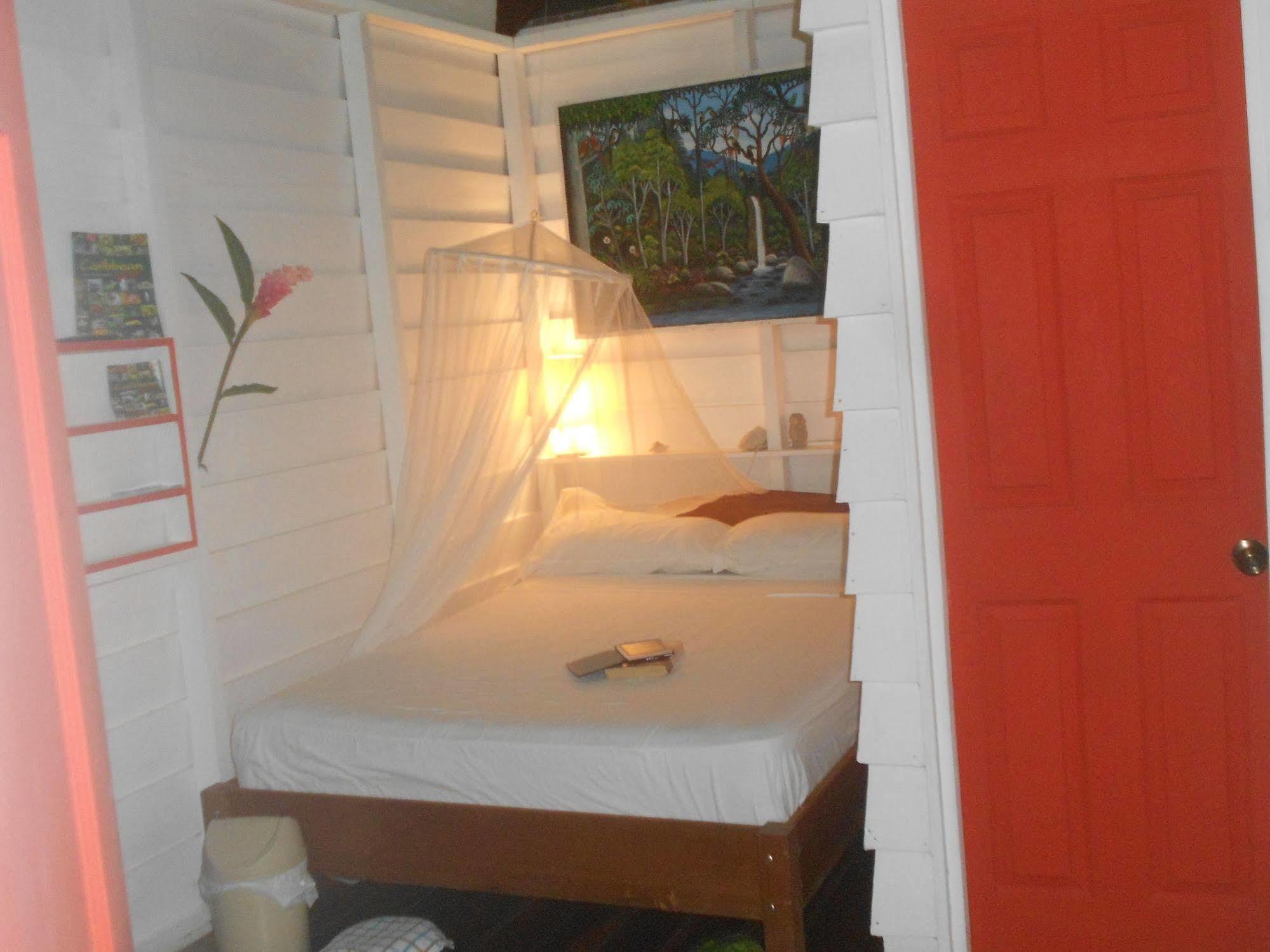 Lodge Casitas Mar Y Luz Puerto Viejo de Talamanca