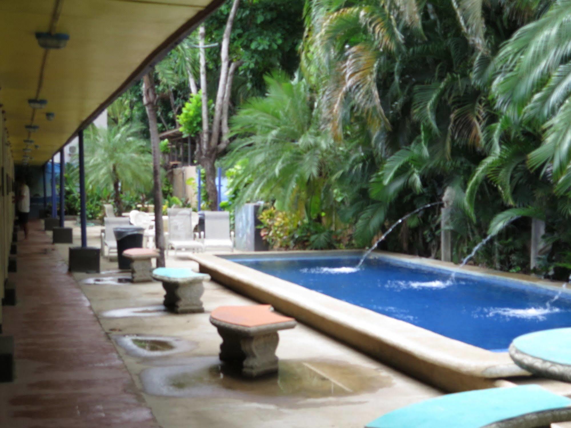 Savannah Playas del Coco