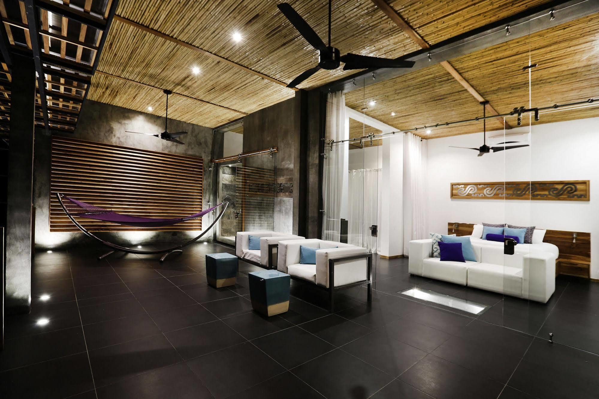 Kura Boutique Member Of The Cayuga Collection Hotel