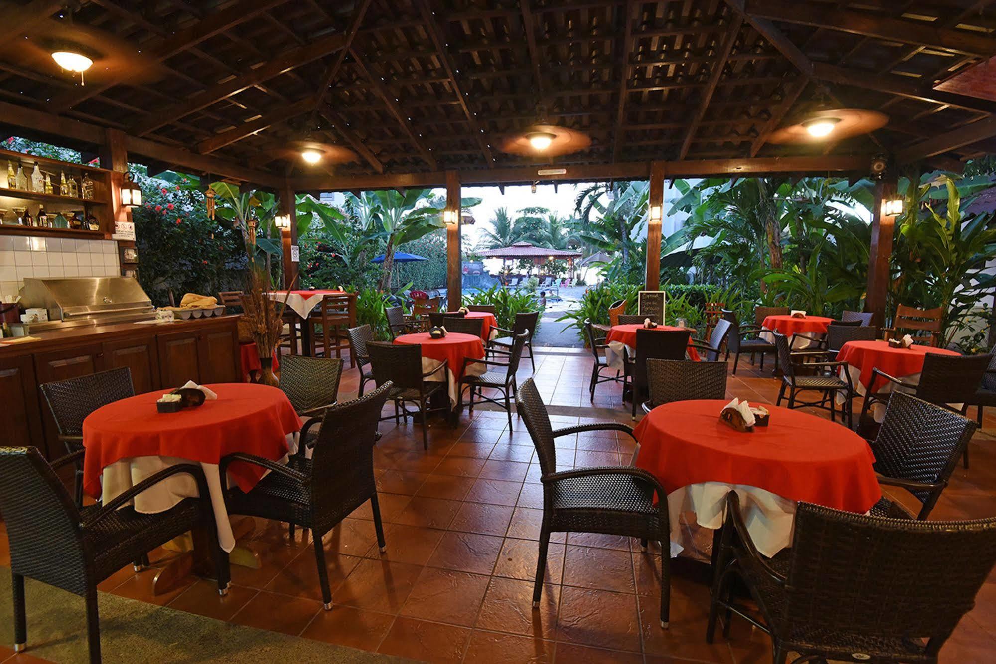 South - Beachfront 3* Jaco