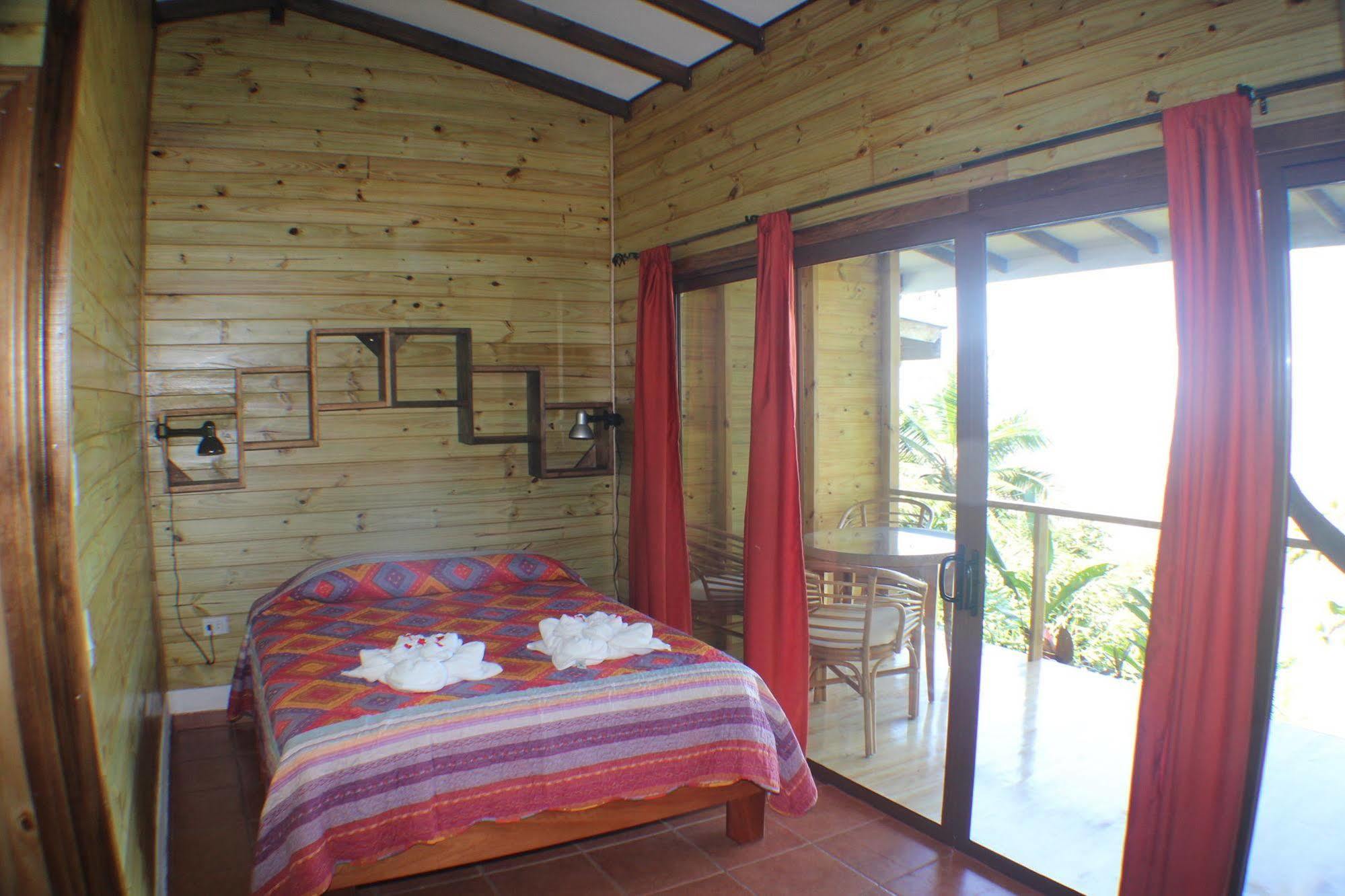 Pirate Cove 4* Drake Bay