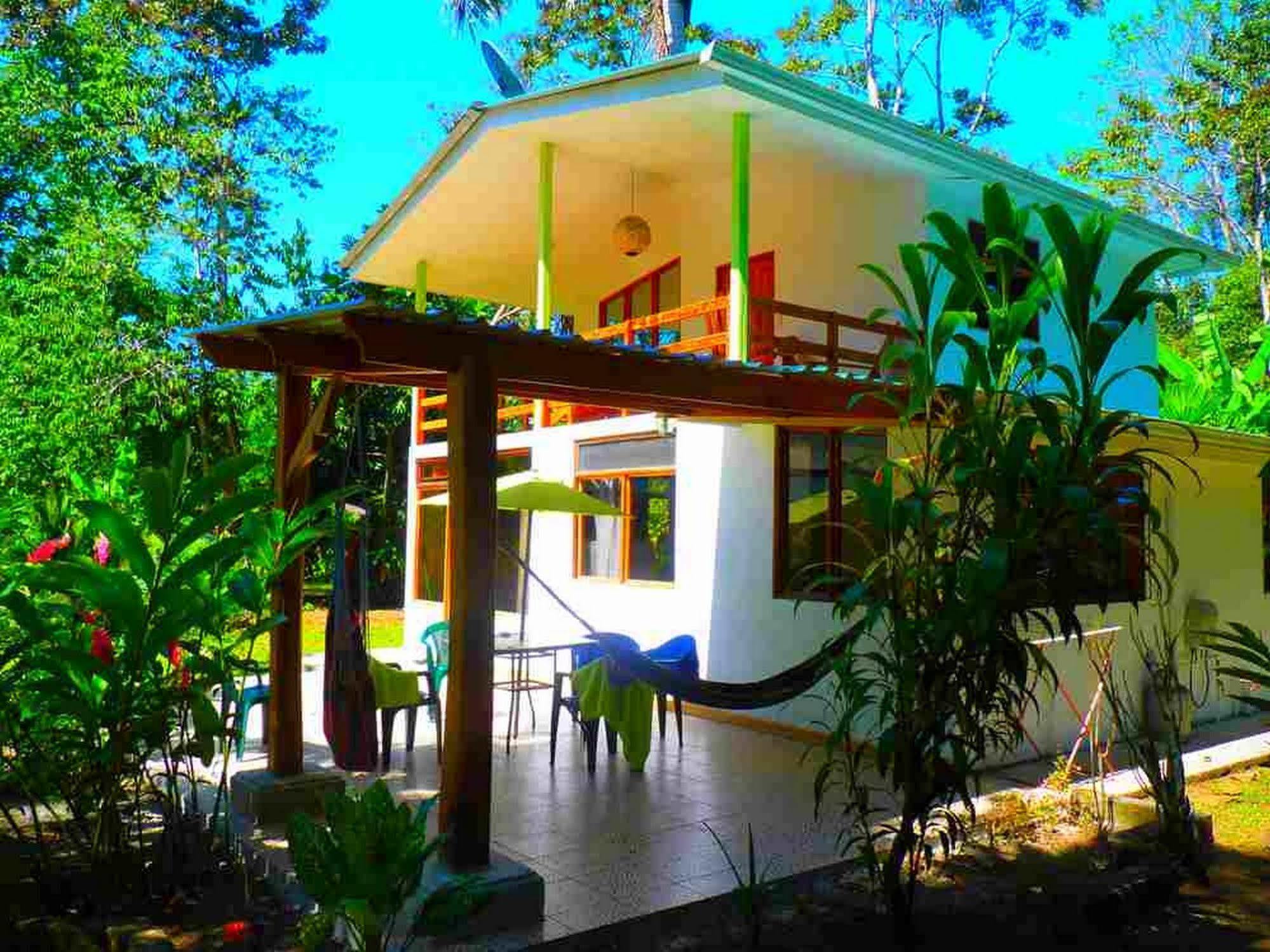 3 Bamboo Eco Bed & Breakfast