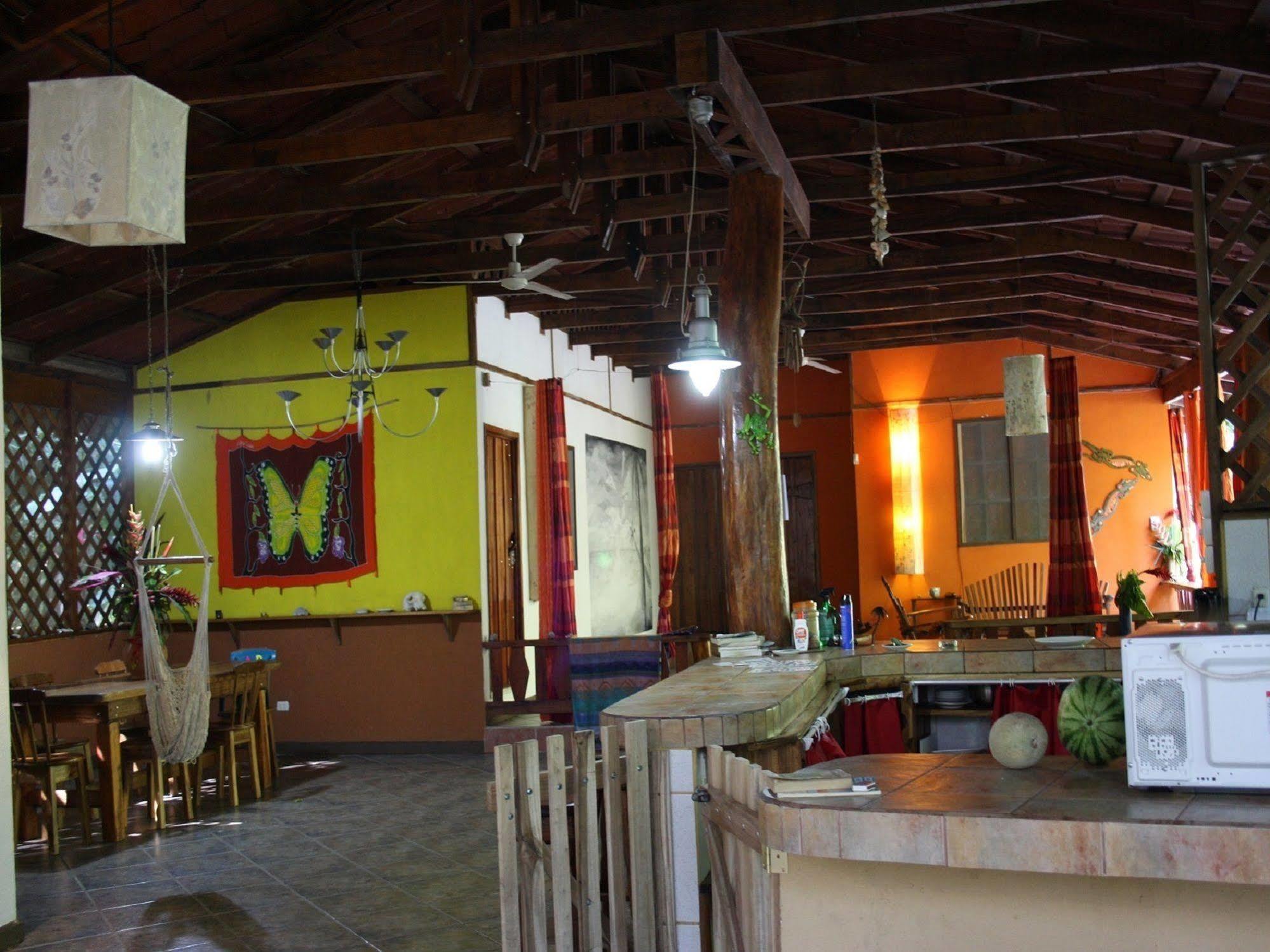 Casa Moabi Bed & Breakfast 2*