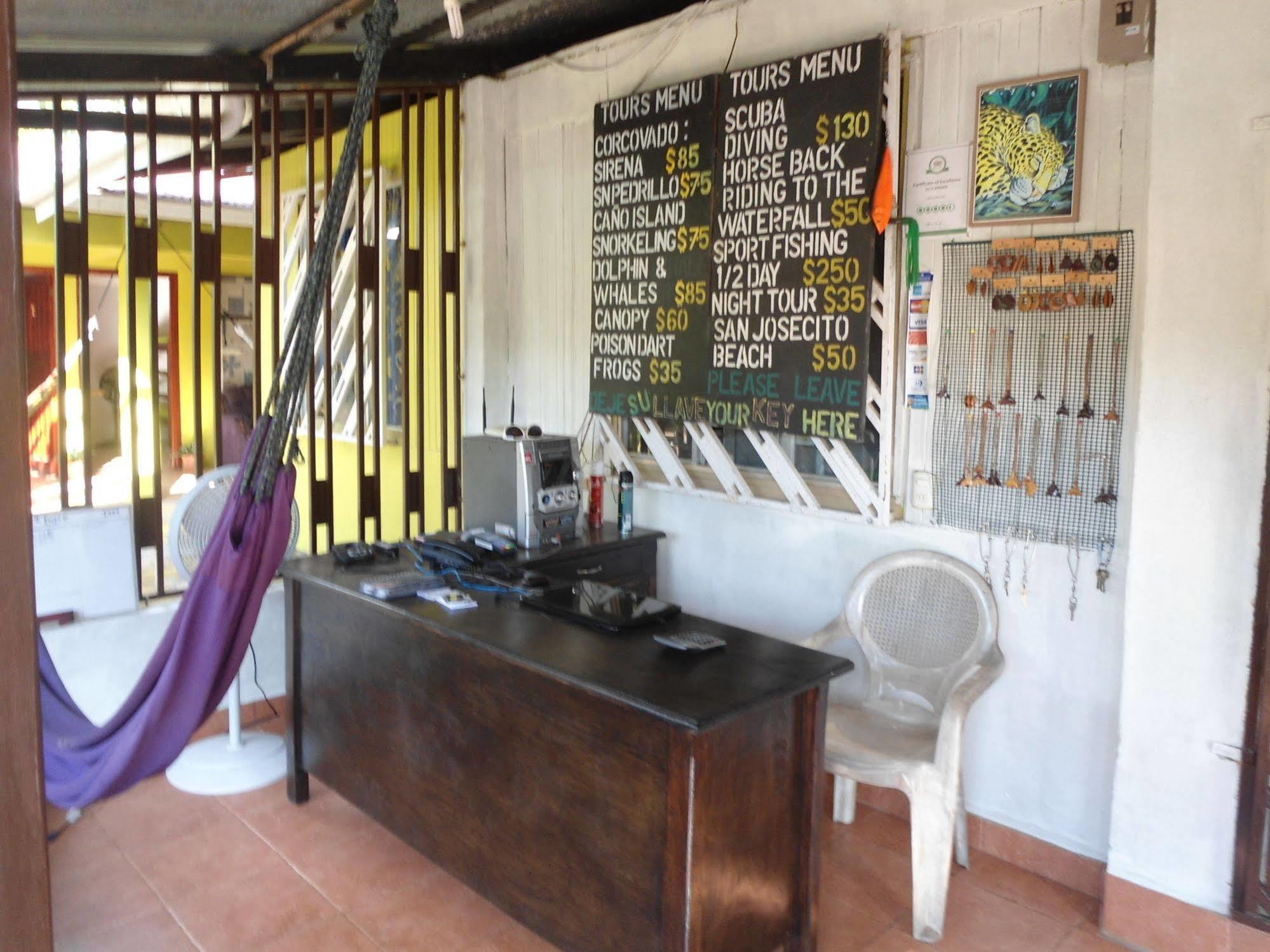 Cabinas Pura Vida Tour Operator Hotel 2*