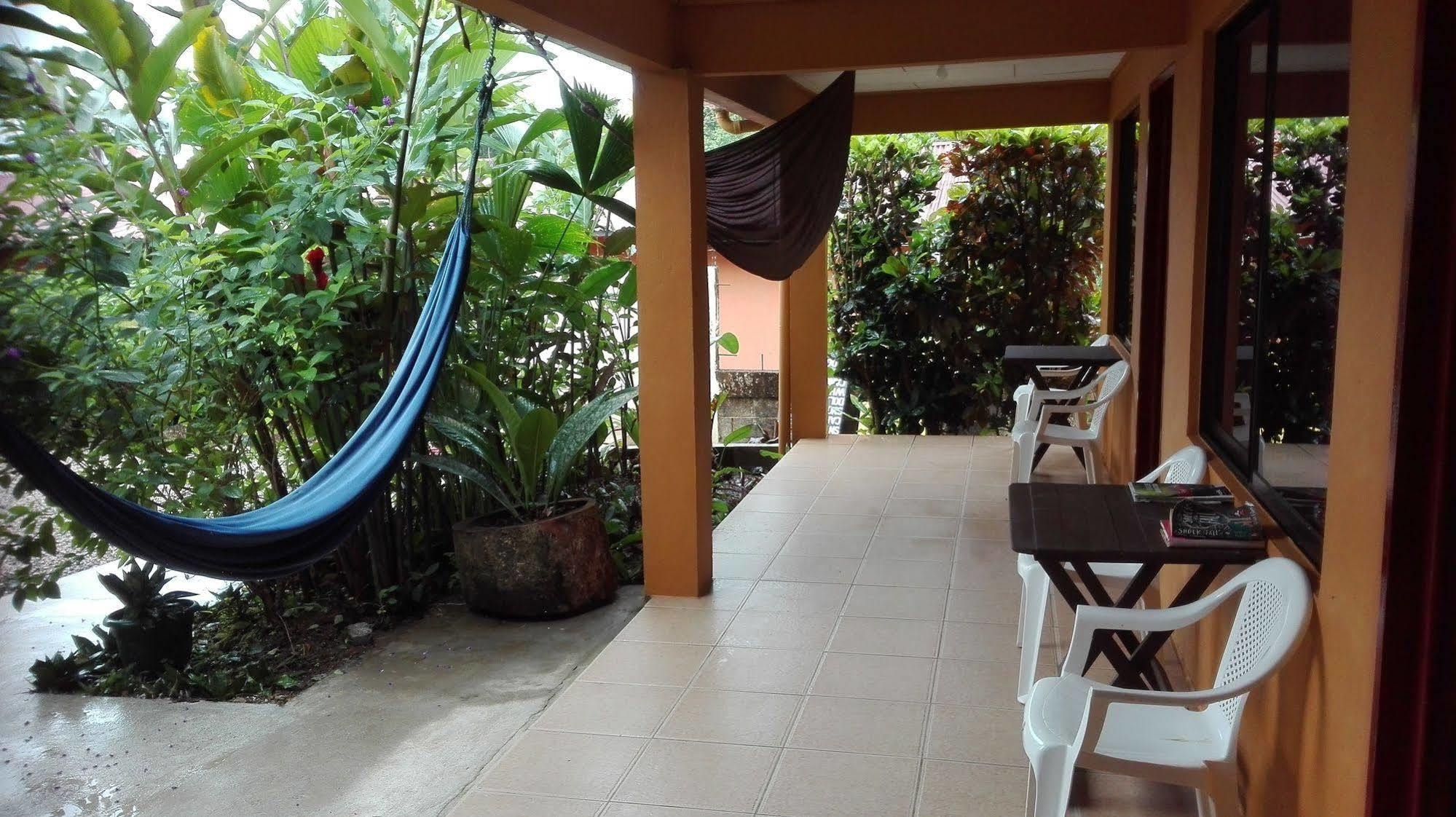 Cabinas Pura Vida Tour Operator