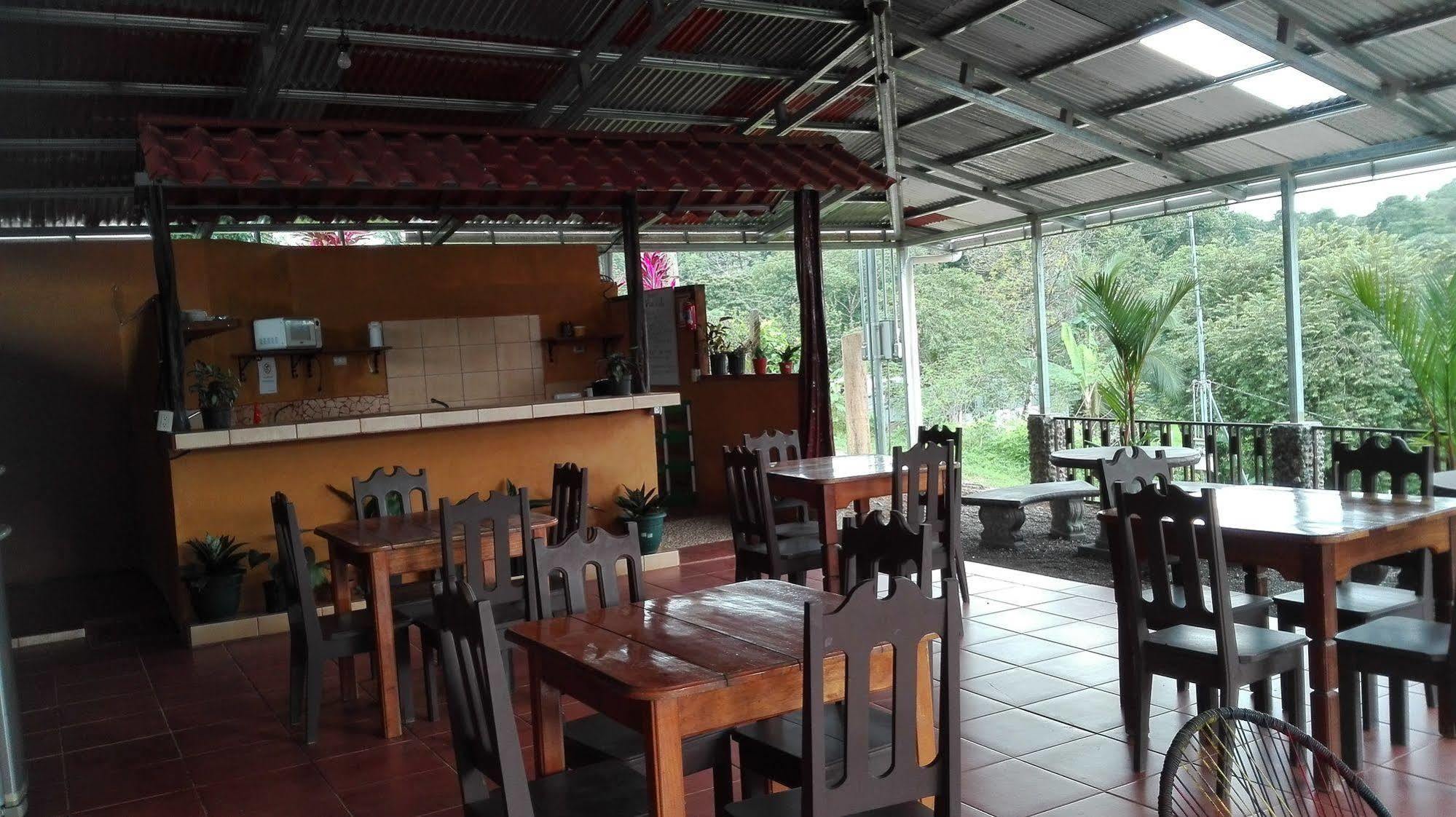 Hotel Cabinas Pura Vida Tour Operator