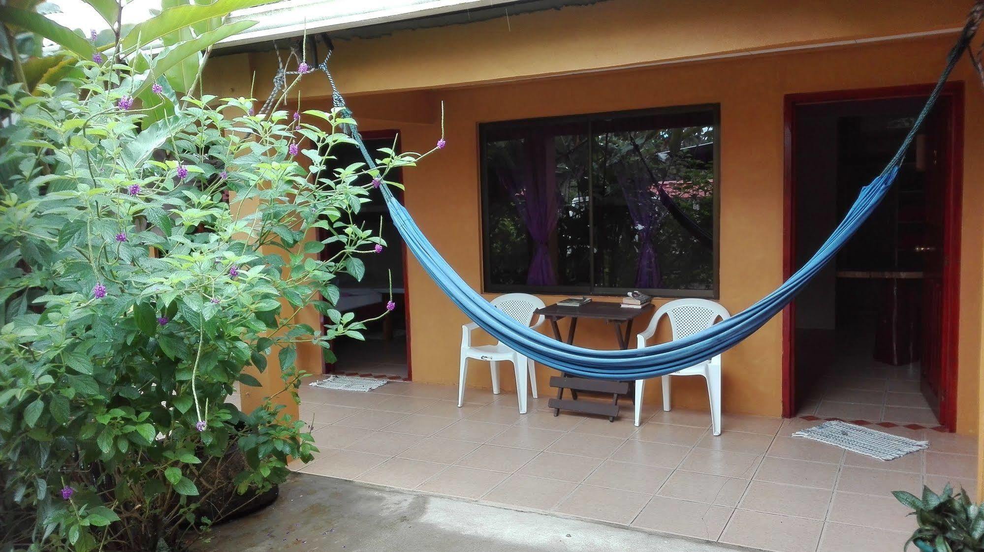 Cabinas Pura Vida Tour Operator Hotel Drake Bay