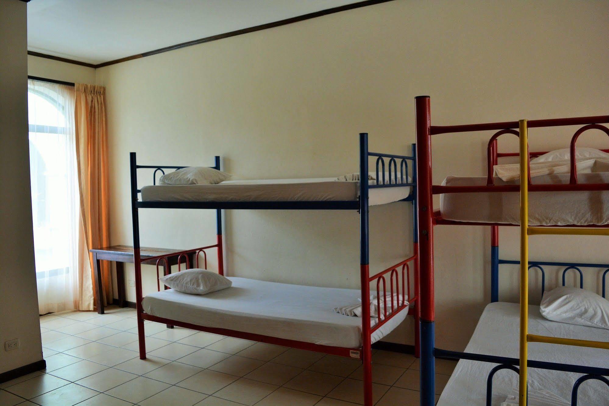 Tamarindo Hostel Resort