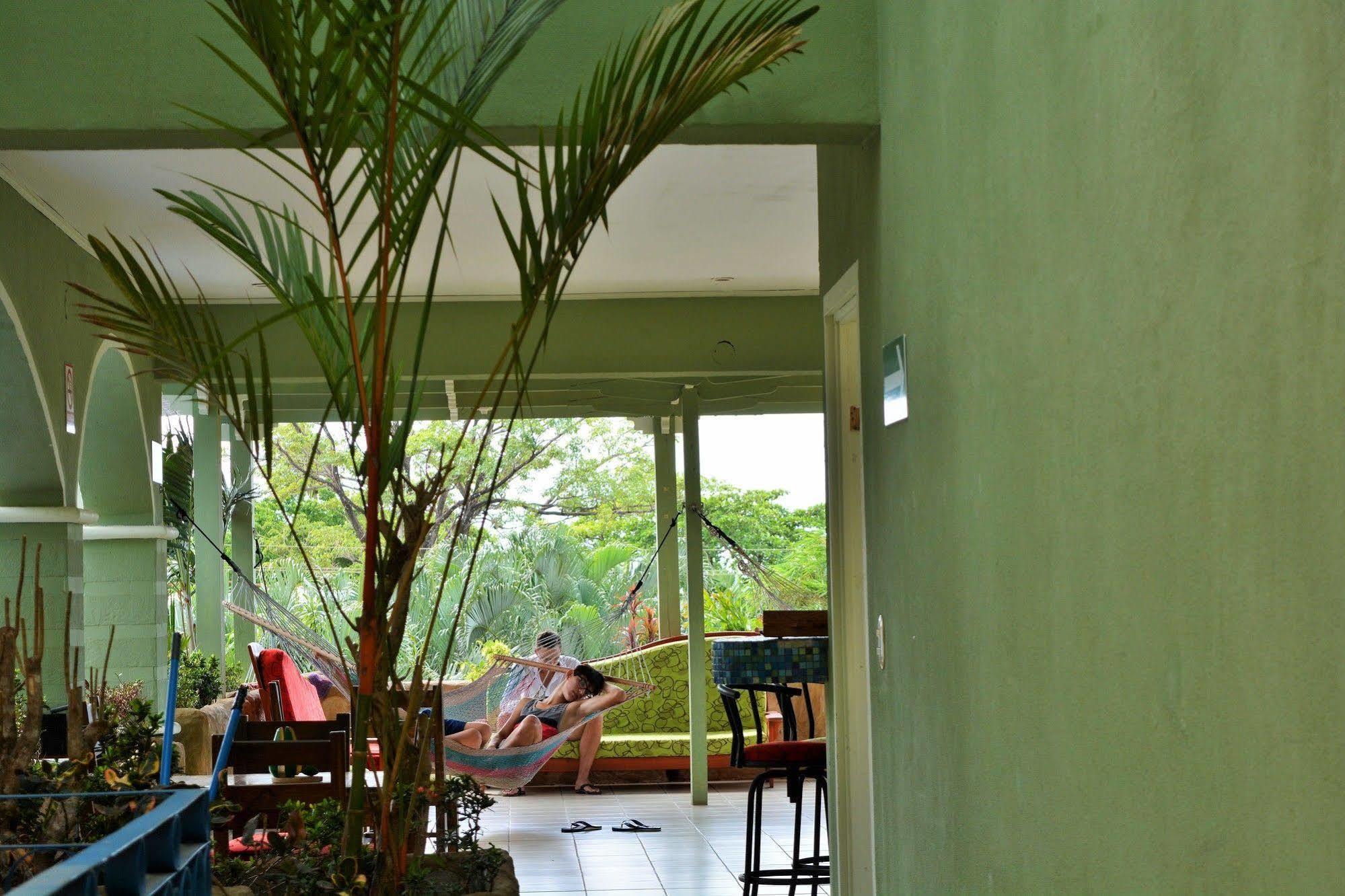 Tamarindo Hostel Resort *