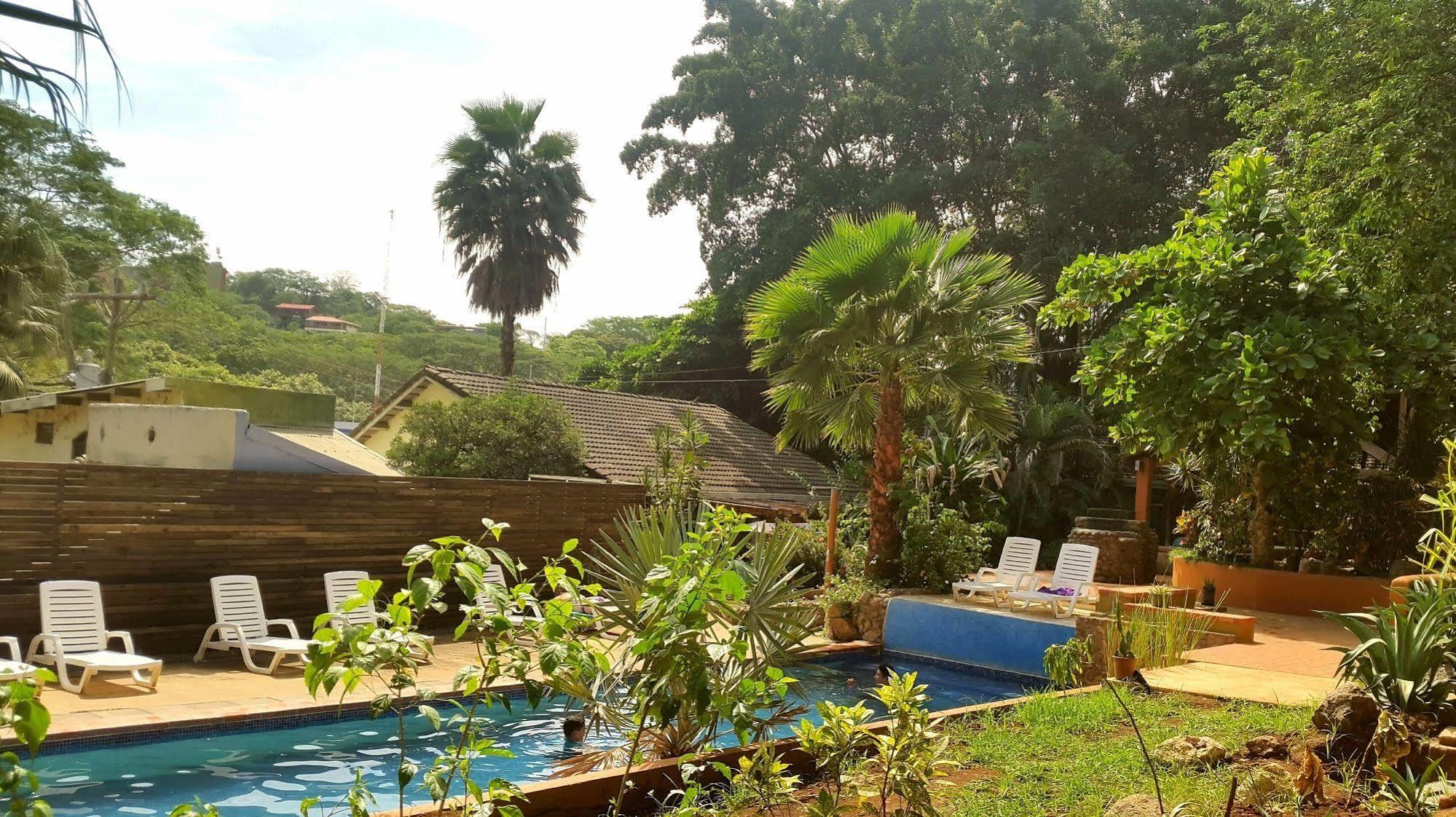 Nahua Hotel 3*