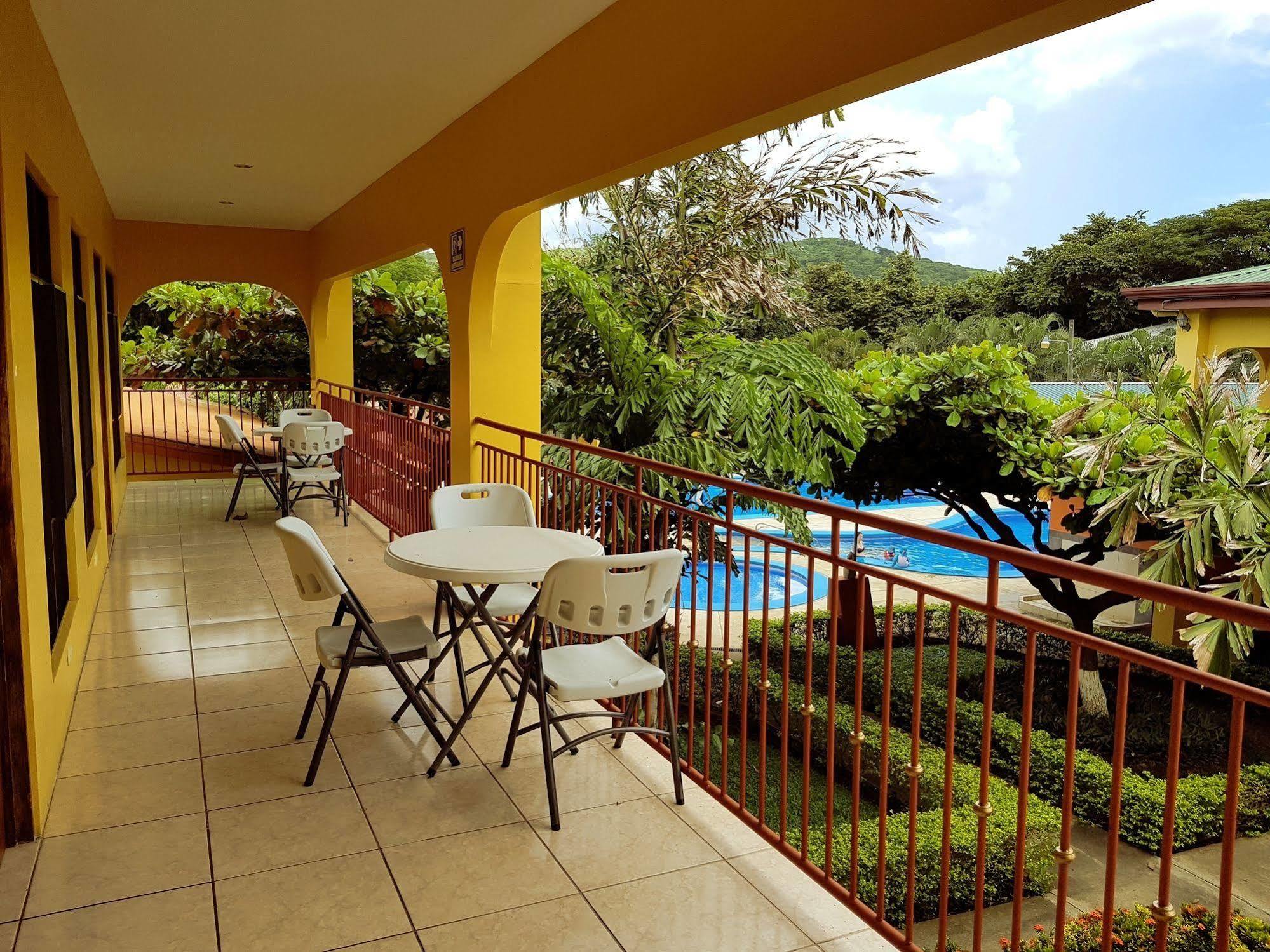 & Huetares Hotel Playa Hermosa (Guanacaste)