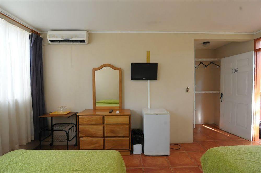 & Huetares Hotel 3*