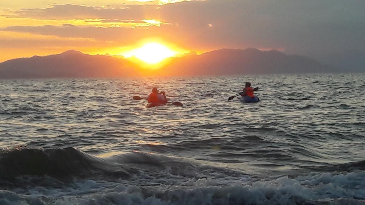 Atardecer Porteno *