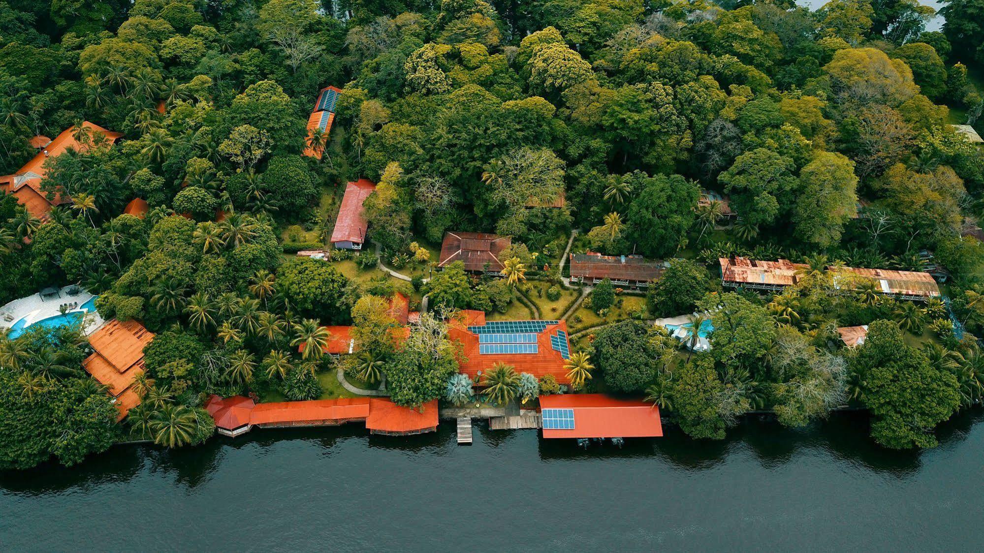Baula Lodge *